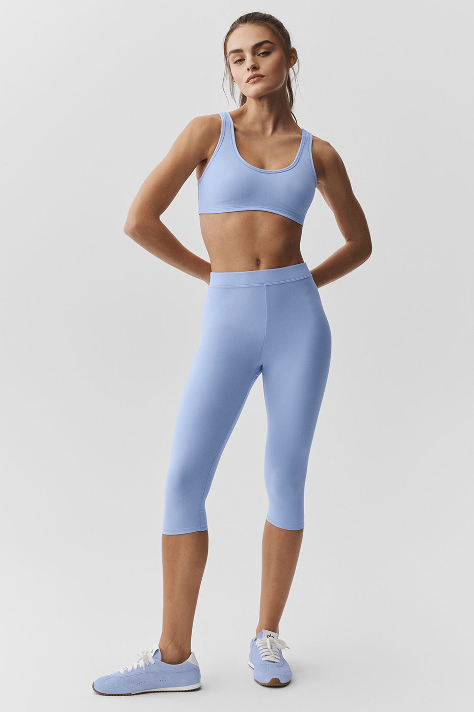 Alosoft High-Waist Iconic 90's Capri - Light Provence Blue — photo 4