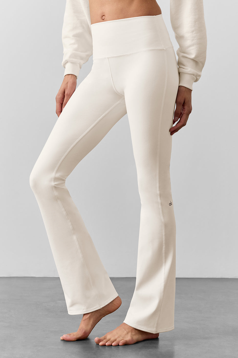 Airbrush High-Waist Bootcut Legging - Ivory — photo 3