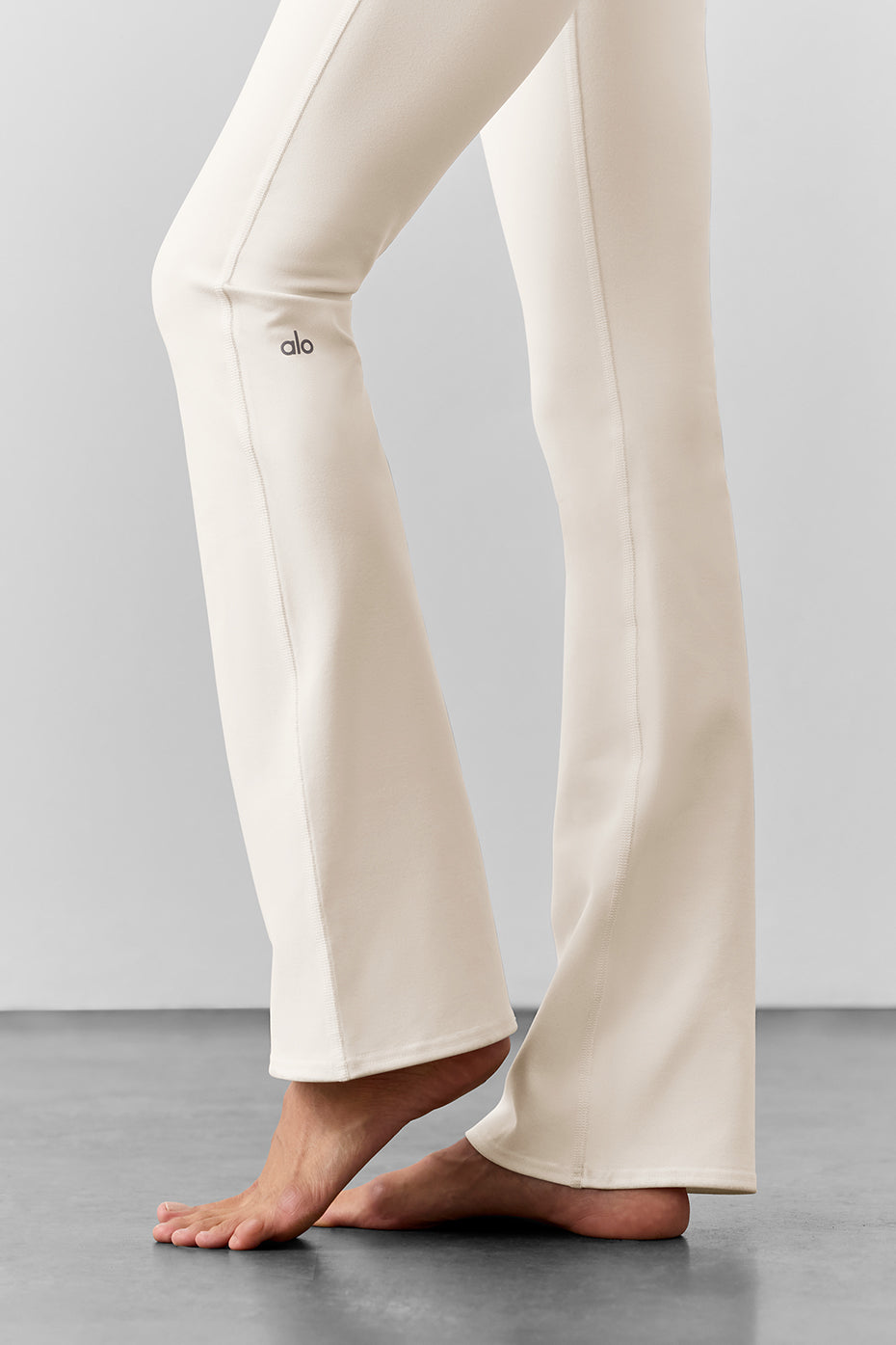 Airbrush High-Waist Bootcut Legging - Ivory — photo 5