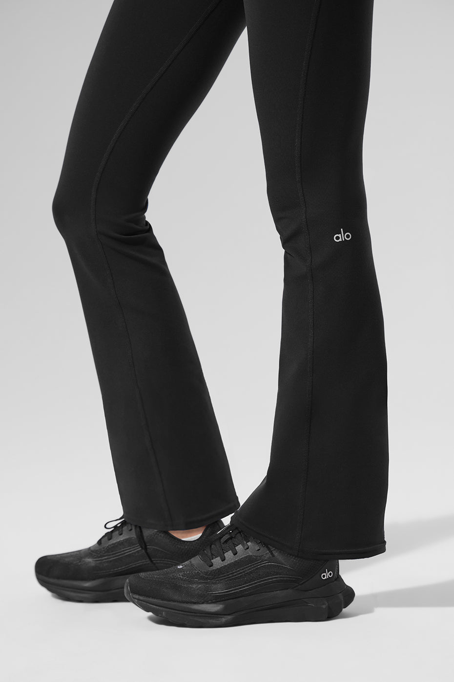 Airbrush High-Waist 7/8 Bootcut Legging - Black — photo 4