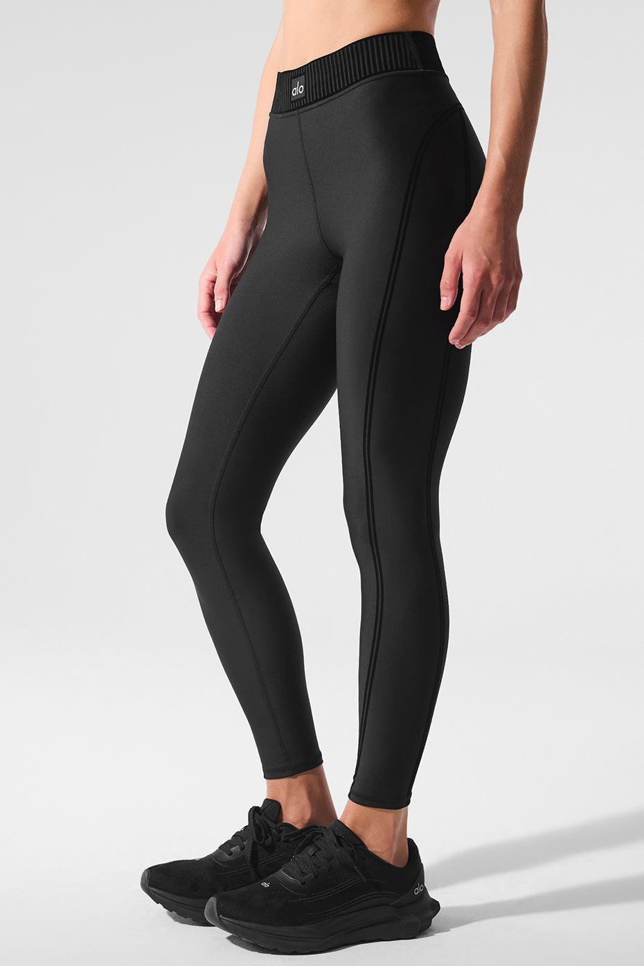 Airlift High-Waist 7/8 Line Up Legging - Black — photo 3