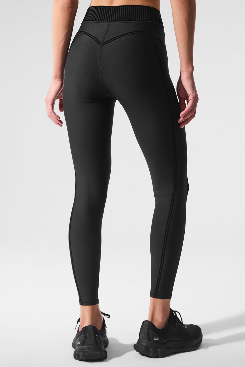 Airlift High-Waist 7/8 Line Up Legging - Black — photo 4