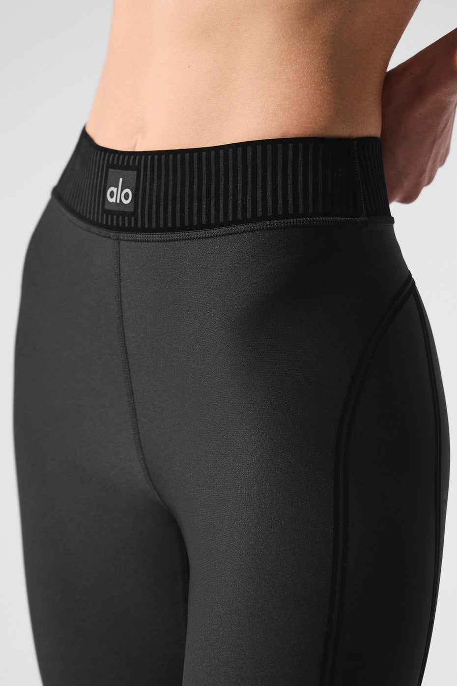 Airlift High-Waist 7/8 Line Up Legging - Black — photo 5