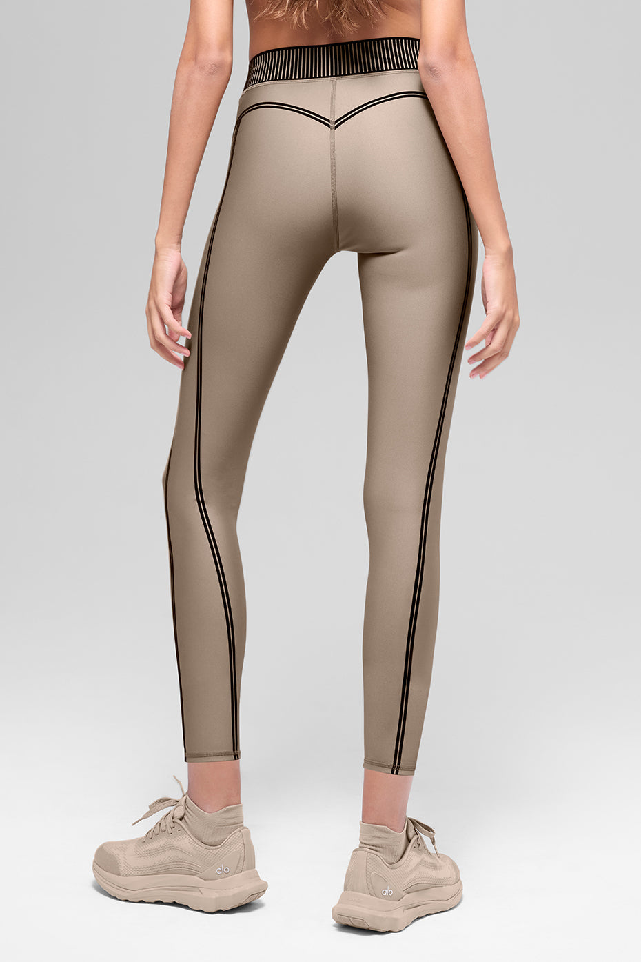 Airlift High-Waist 7/8 Line Up Legging - Gravel — photo 2