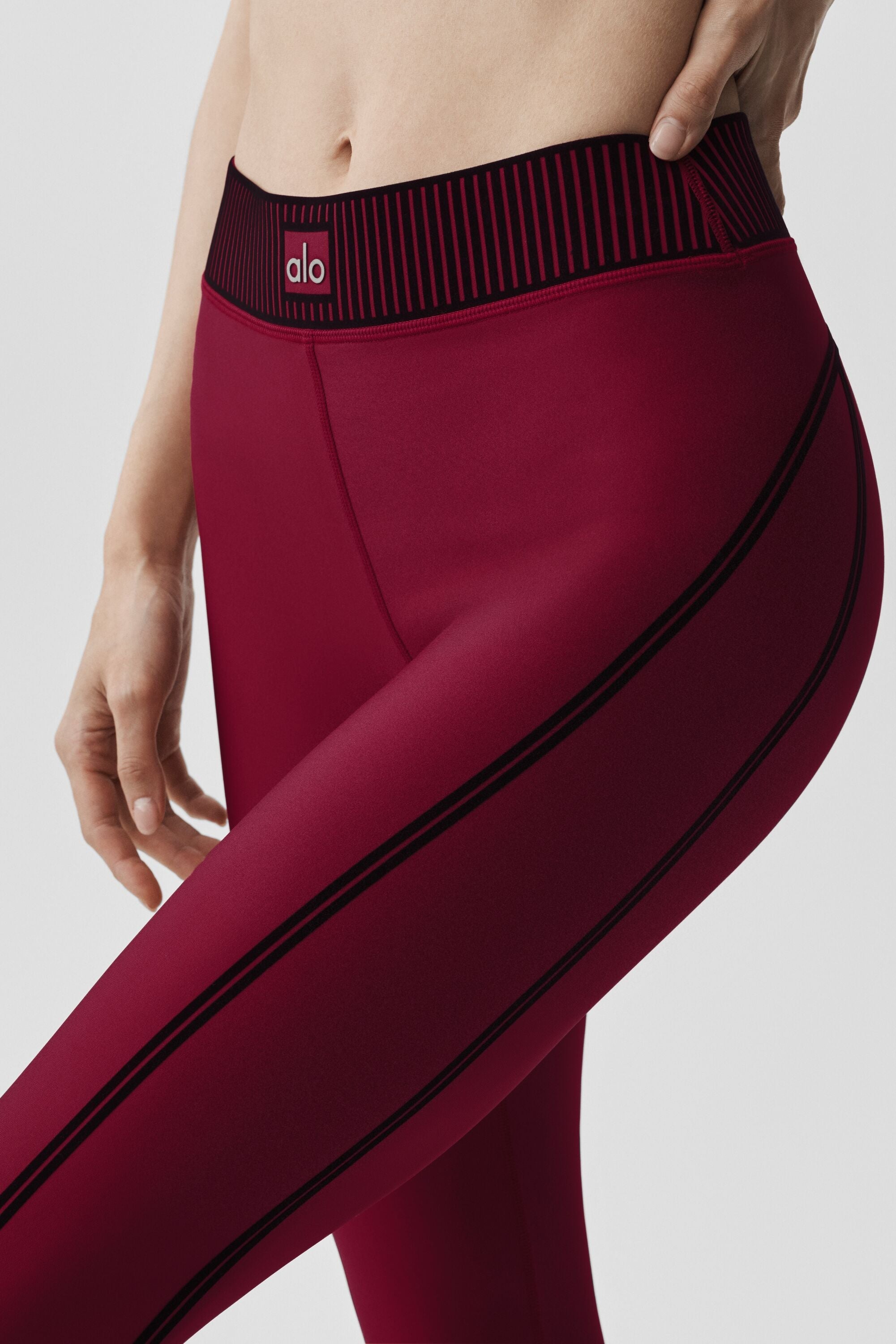 Airlift High-Waist 7/8 Line Up Legging - Summer Romance Red — photo 5