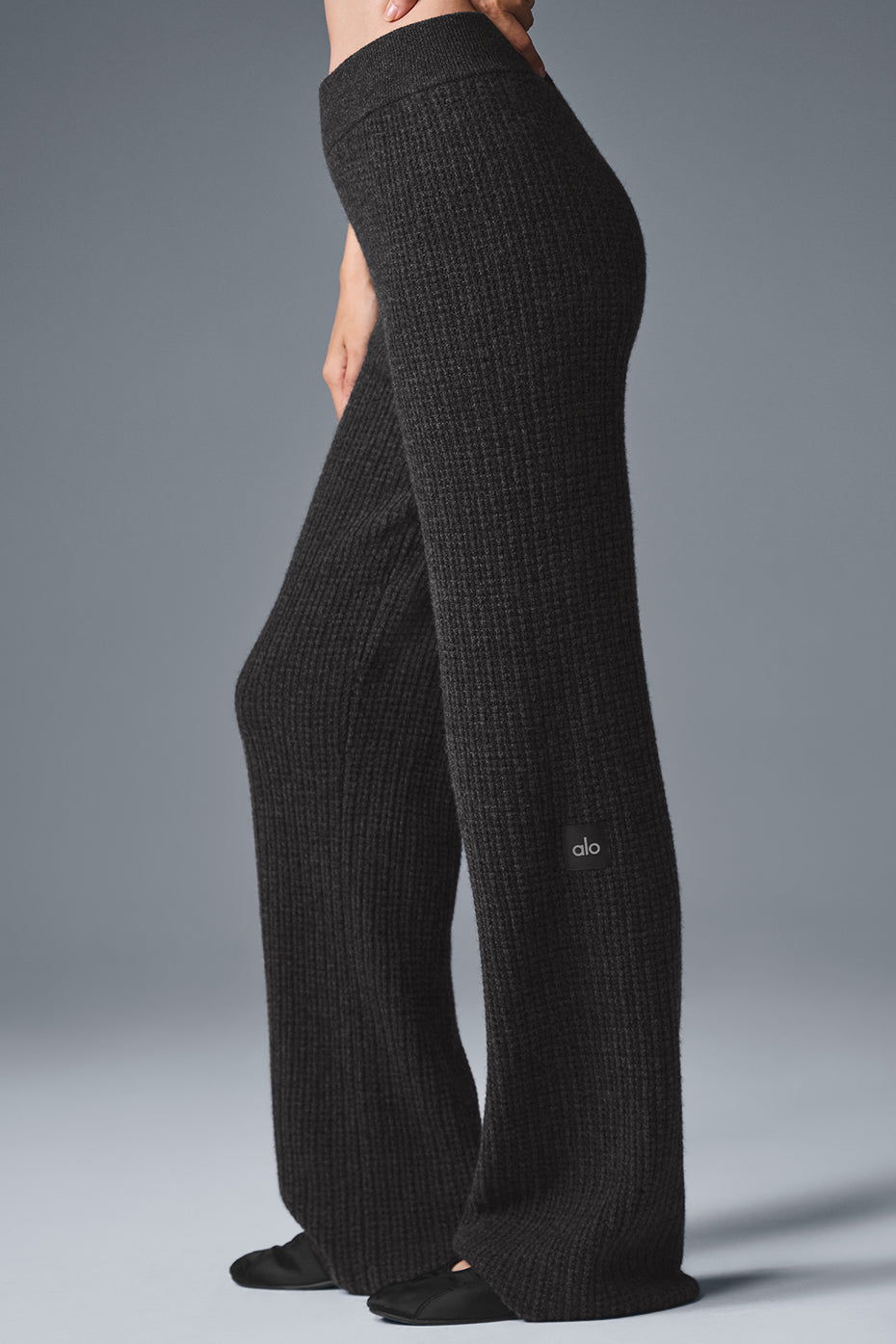 Cashmere High-Waist Plush Waffle Pant - Dark Heather Grey — photo 3