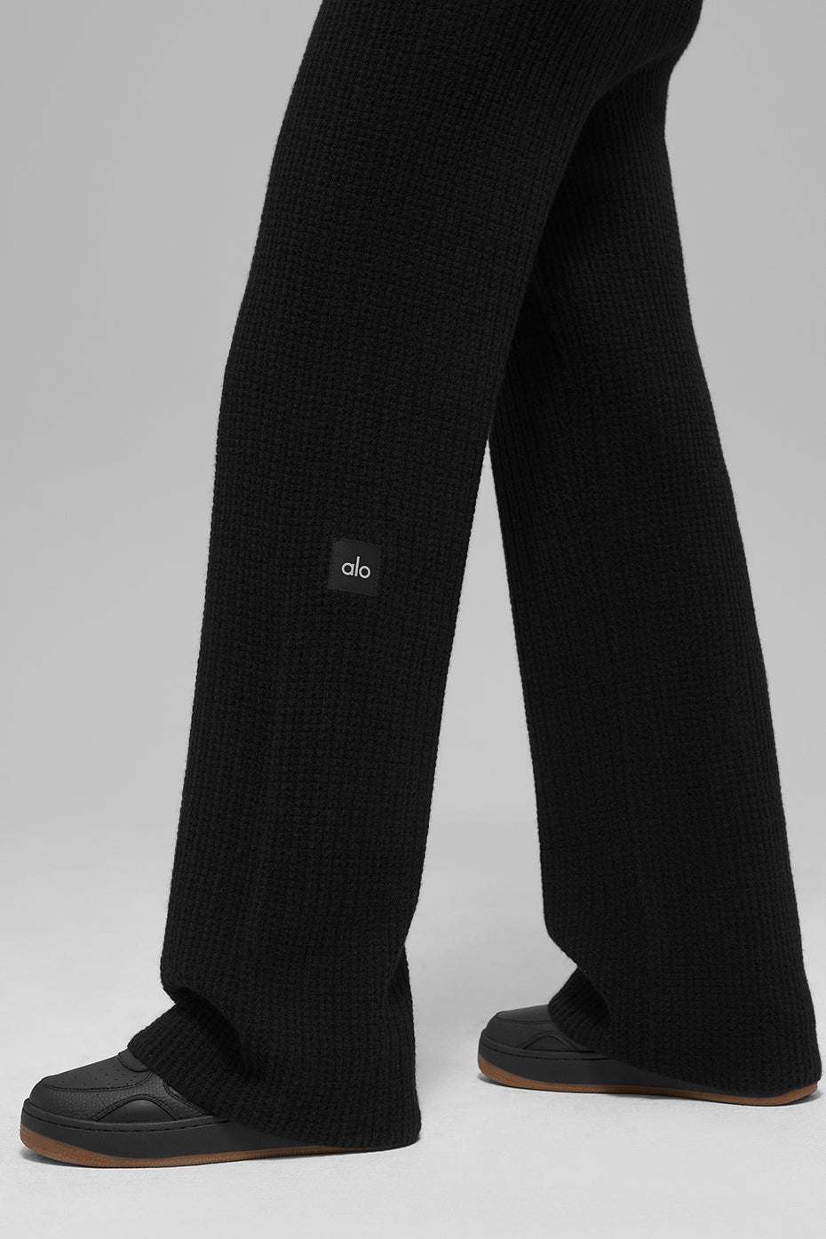 Cashmere High-Waist Plush Waffle Pant - Black — photo 4