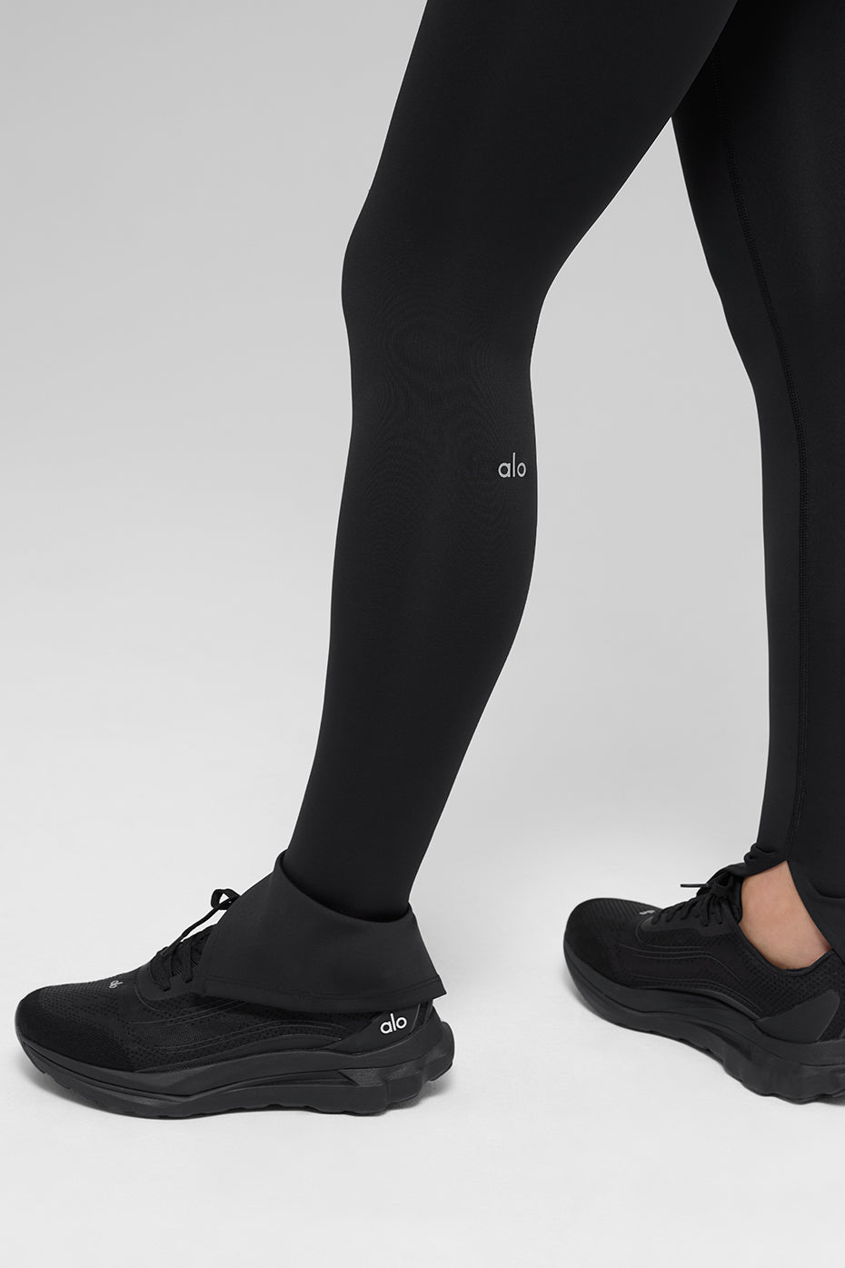Airlift High-Waist Elongated Legging - Black — photo 4