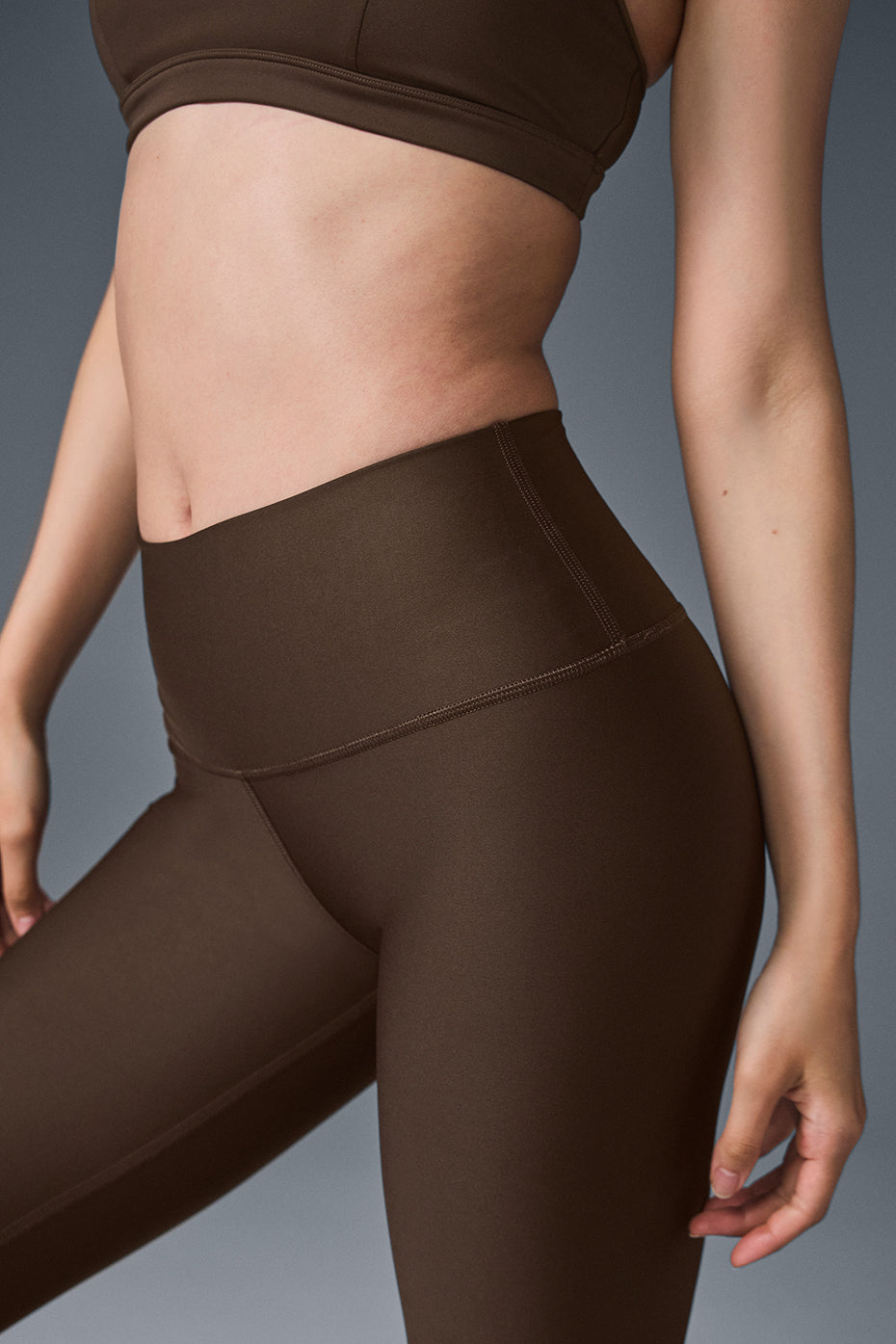 High-Waist Airlift Legging - Espresso — photo 4