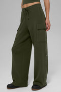 Scholar Knit High-Waist Cargo Pant - Green Olive — photo 1