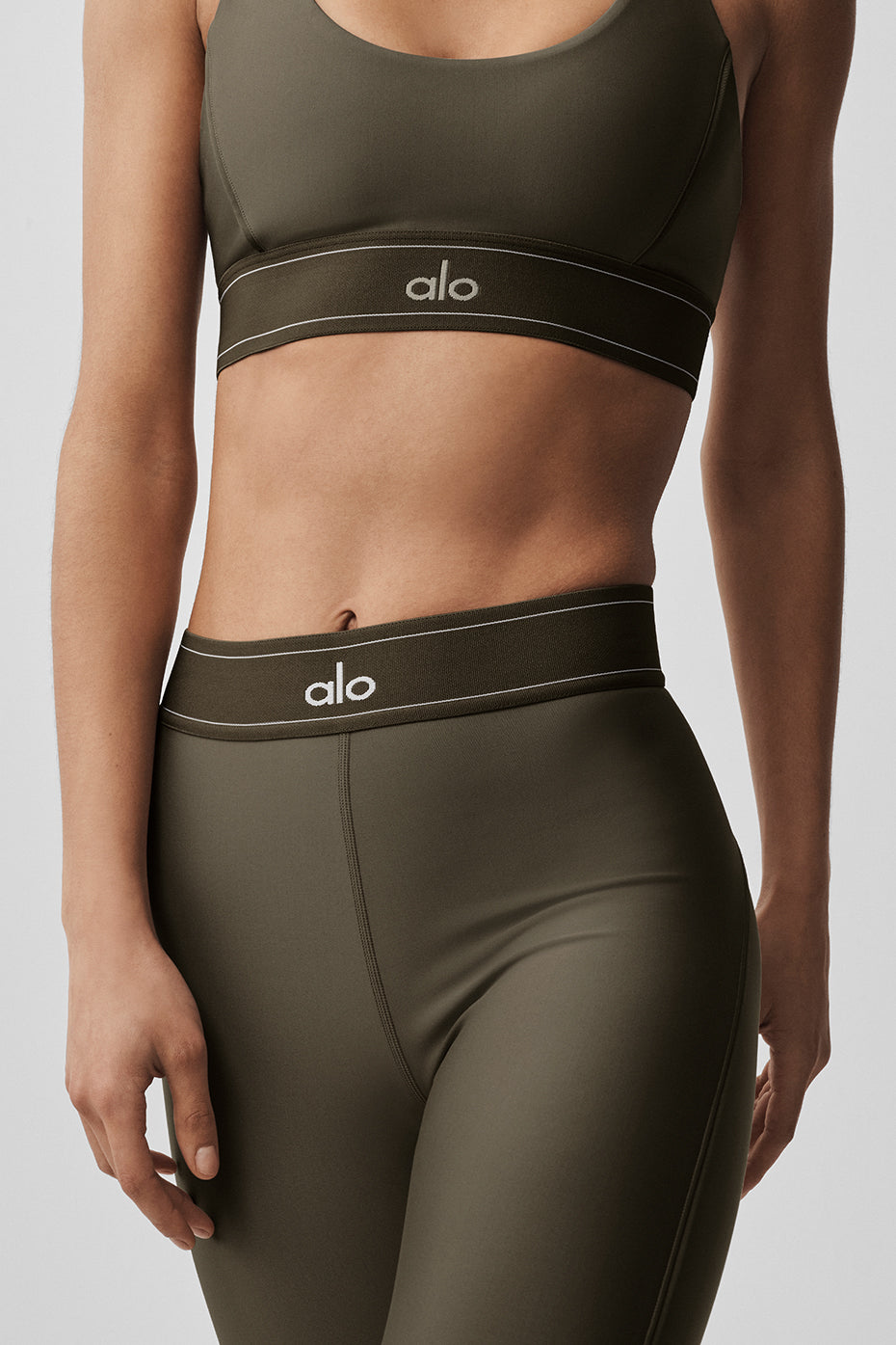 Airlift High-Waist Suit Up Legging - Olive Tree/Olive Tree — photo 3
