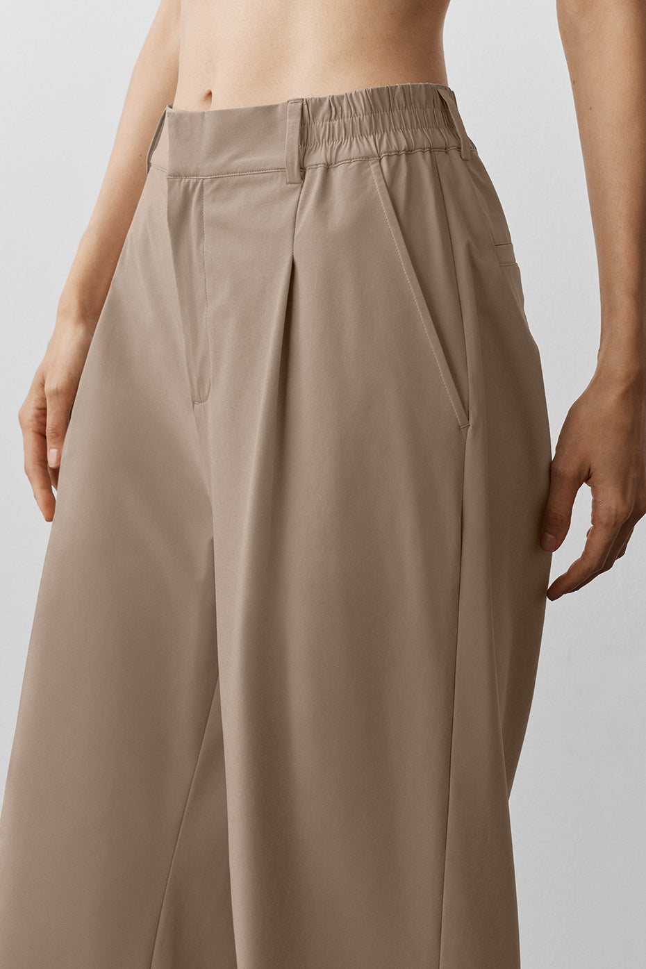 High-Waist Pursuit Trouser (Regular) - Gravel — photo 3
