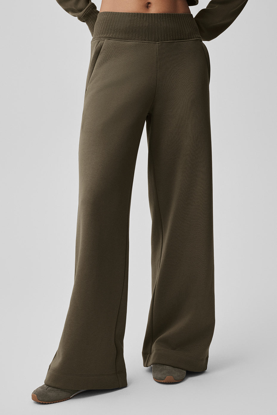 Serenity Wide Leg Sweatpant - Olive Tree — photo 3