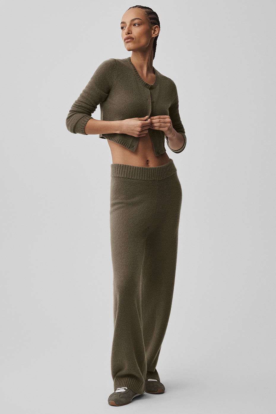 Wool Cashmere High-Waist New Class Wide Leg Pant - Olive Tree — photo 4