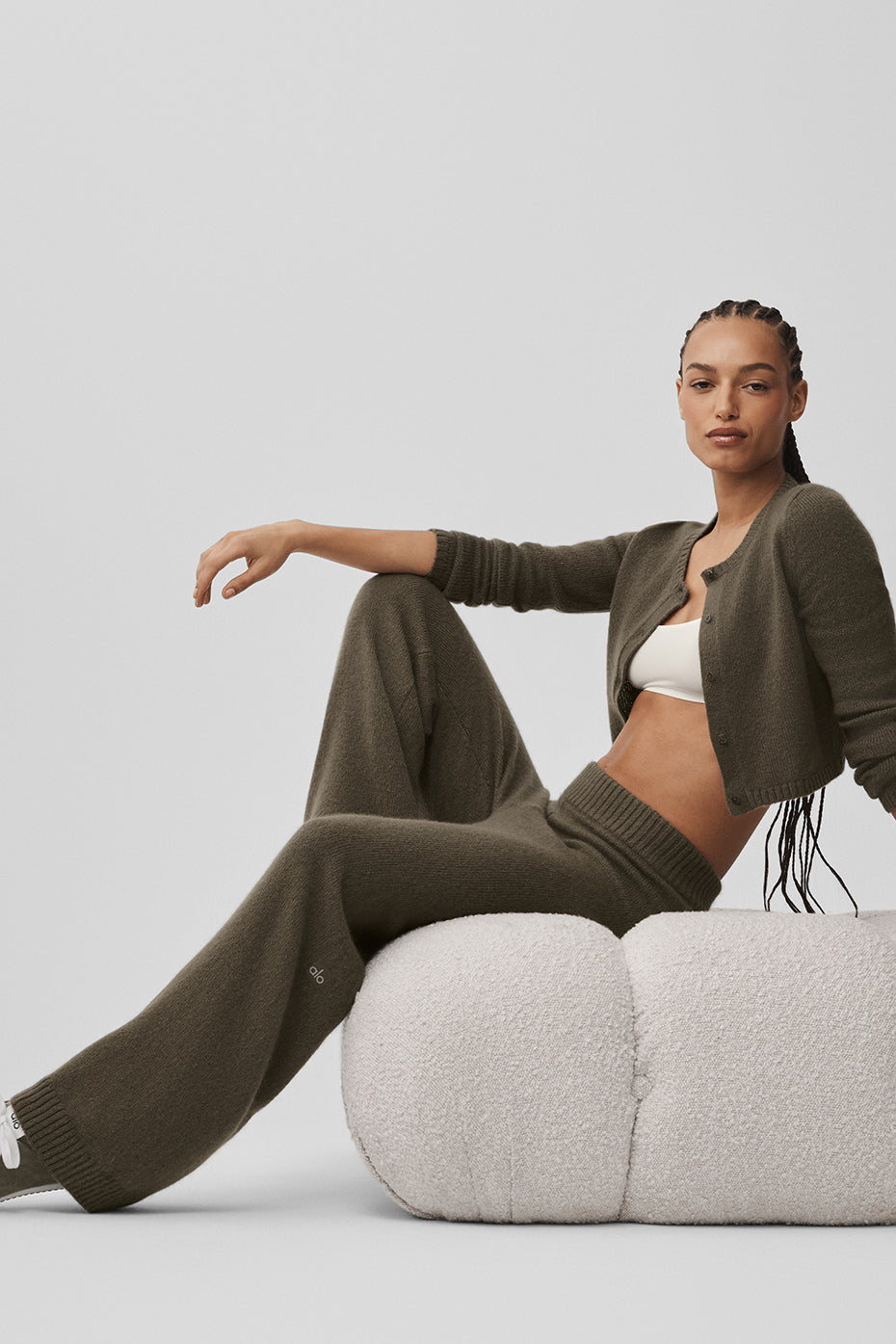 Wool Cashmere High-Waist New Class Wide Leg Pant - Olive Tree — photo 3