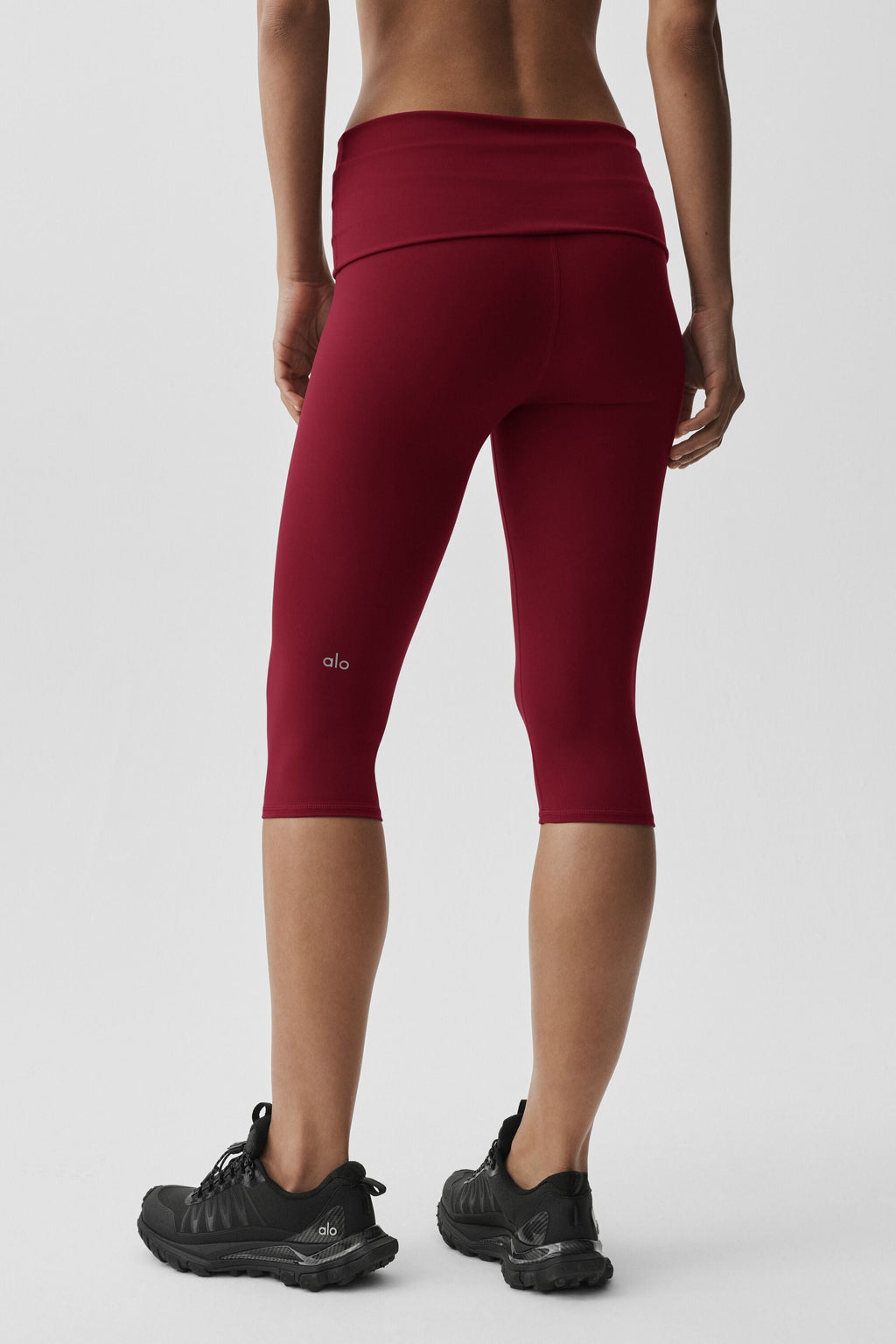 ALO Softsculpt Low-Rise Foldover Capri - Summer Romance Red — photo 2