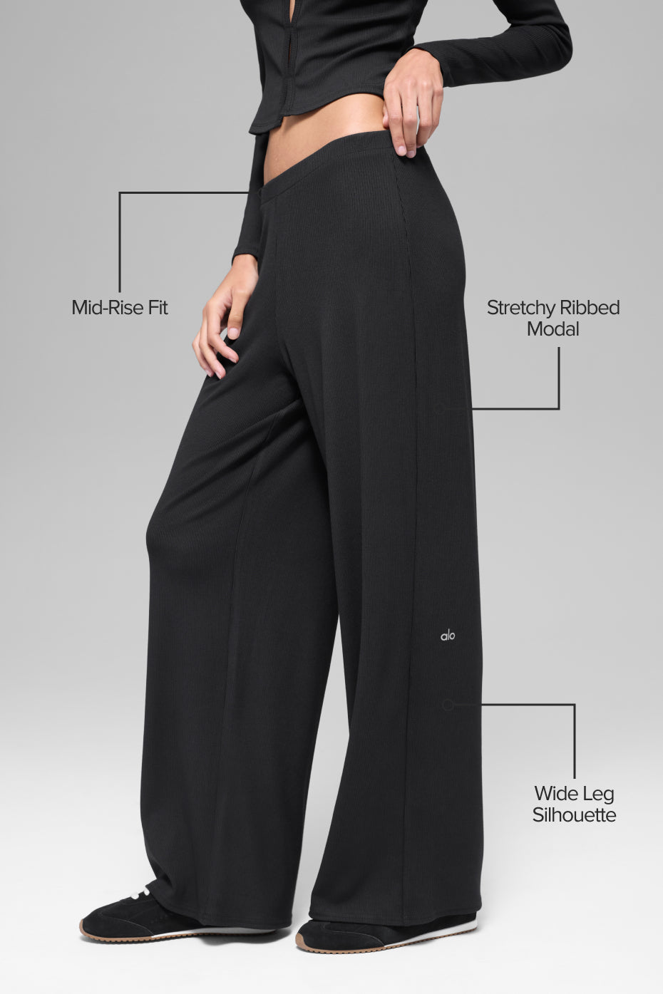 Mid-Rise Dreamlight Straight Pant - Black — photo 2