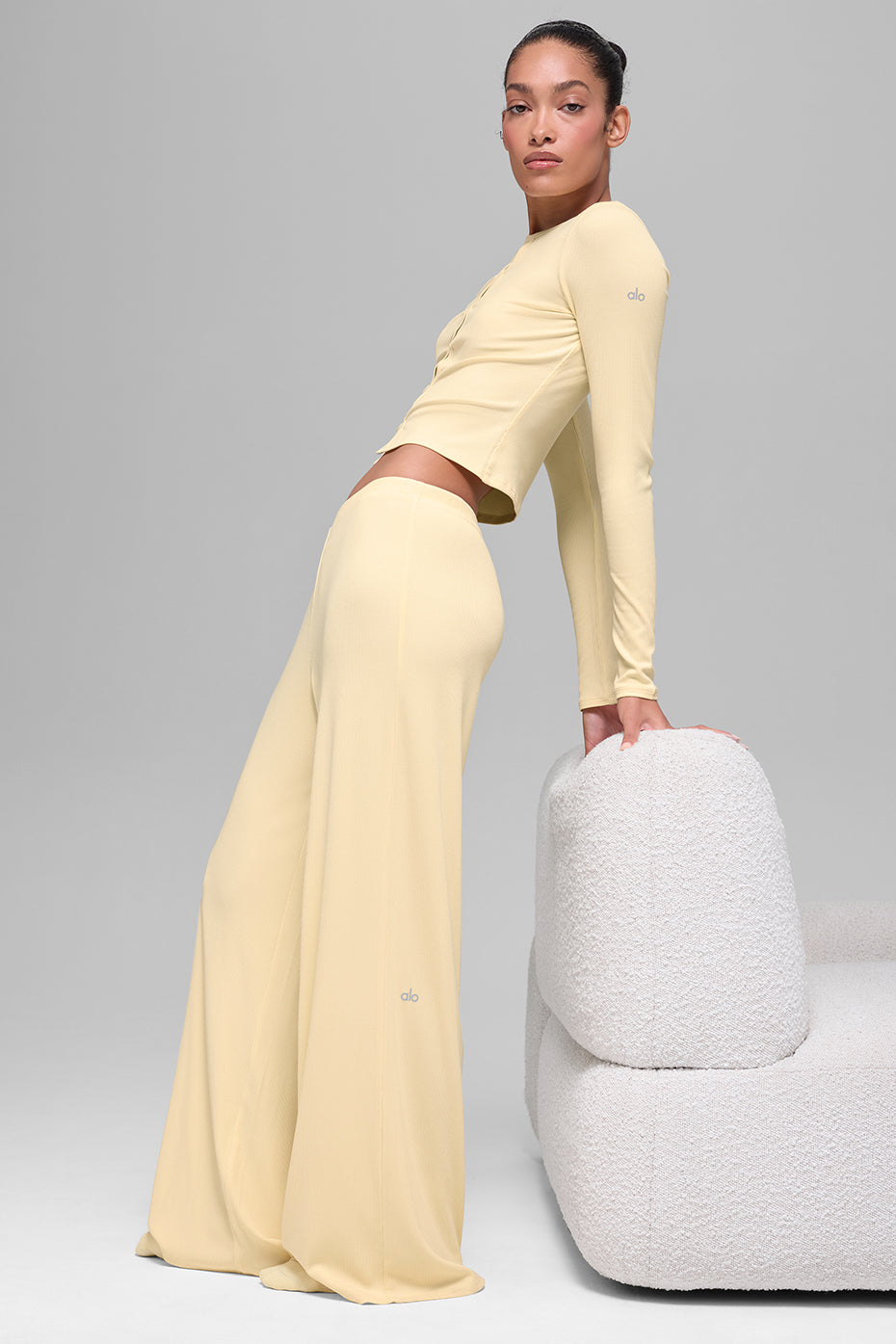 Mid-Rise Dreamlight Straight Pant - Candlelight Yellow — photo 5