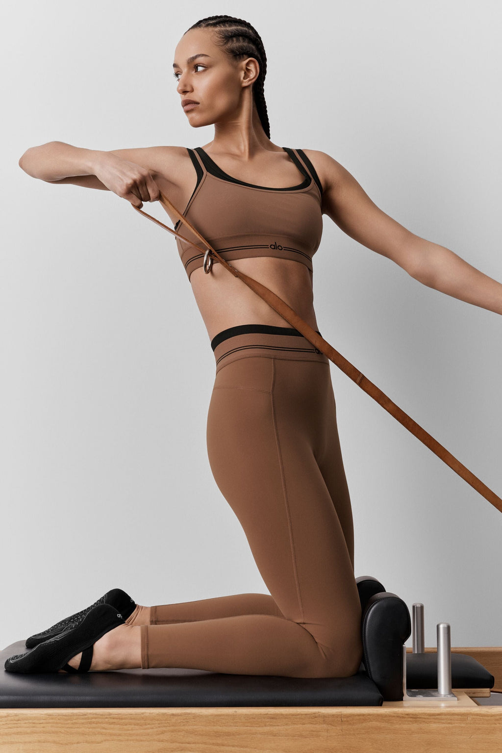 Airbrush High-Waist 7/8 Better Together Legging - Sun Kissed Brown/Black — photo 3