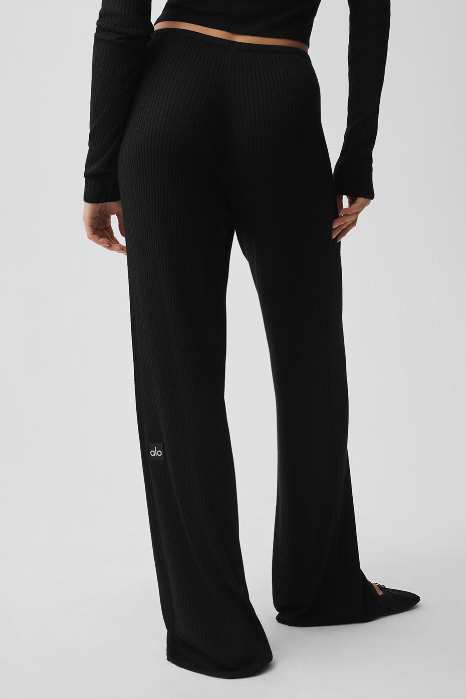 Sweater Knit Mid-Rise Unwind Wide Leg Pant - Black — photo 4