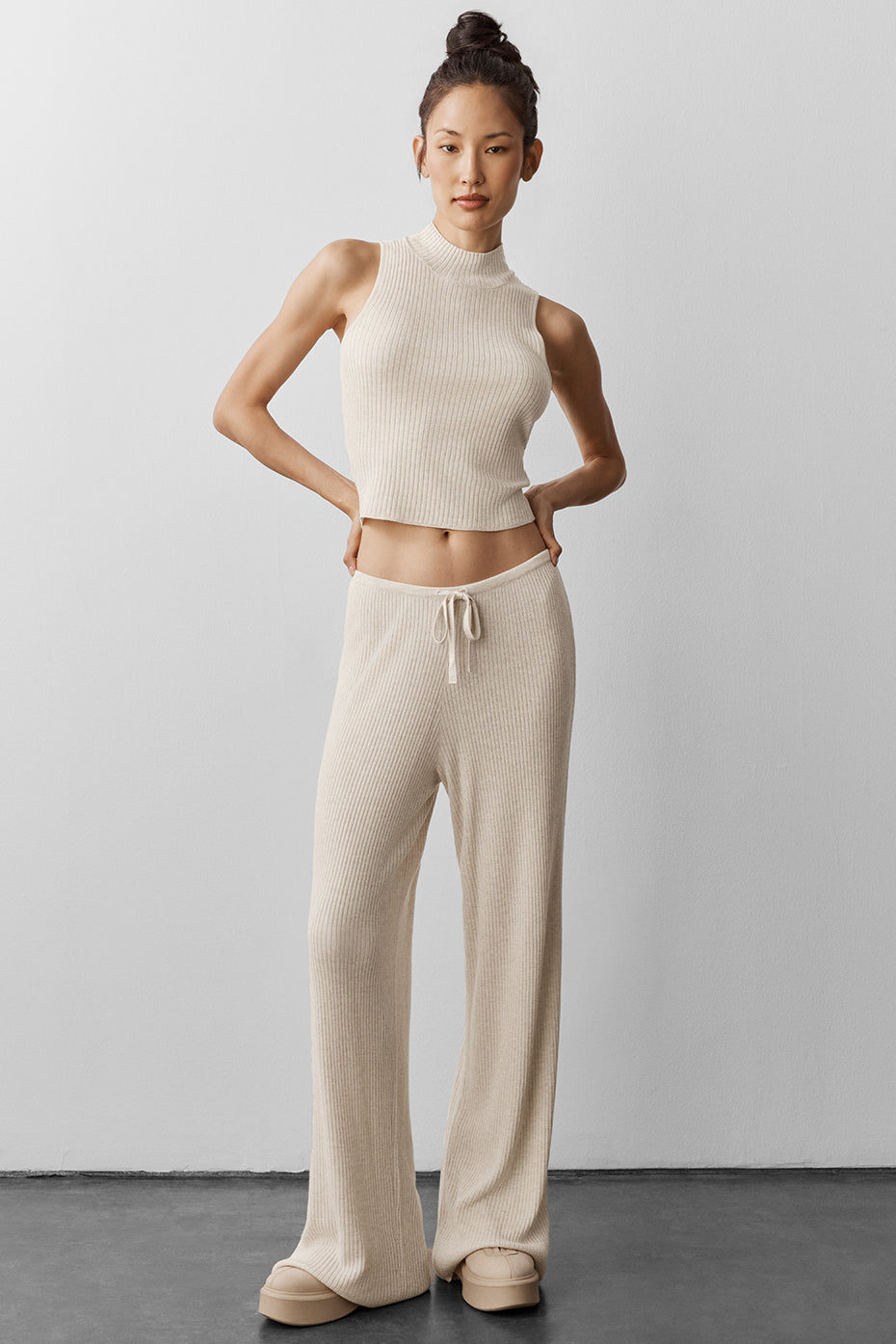 Sweater Knit Mid-Rise Unwind Wide Leg Pant - Oatmeal Heather — photo 5