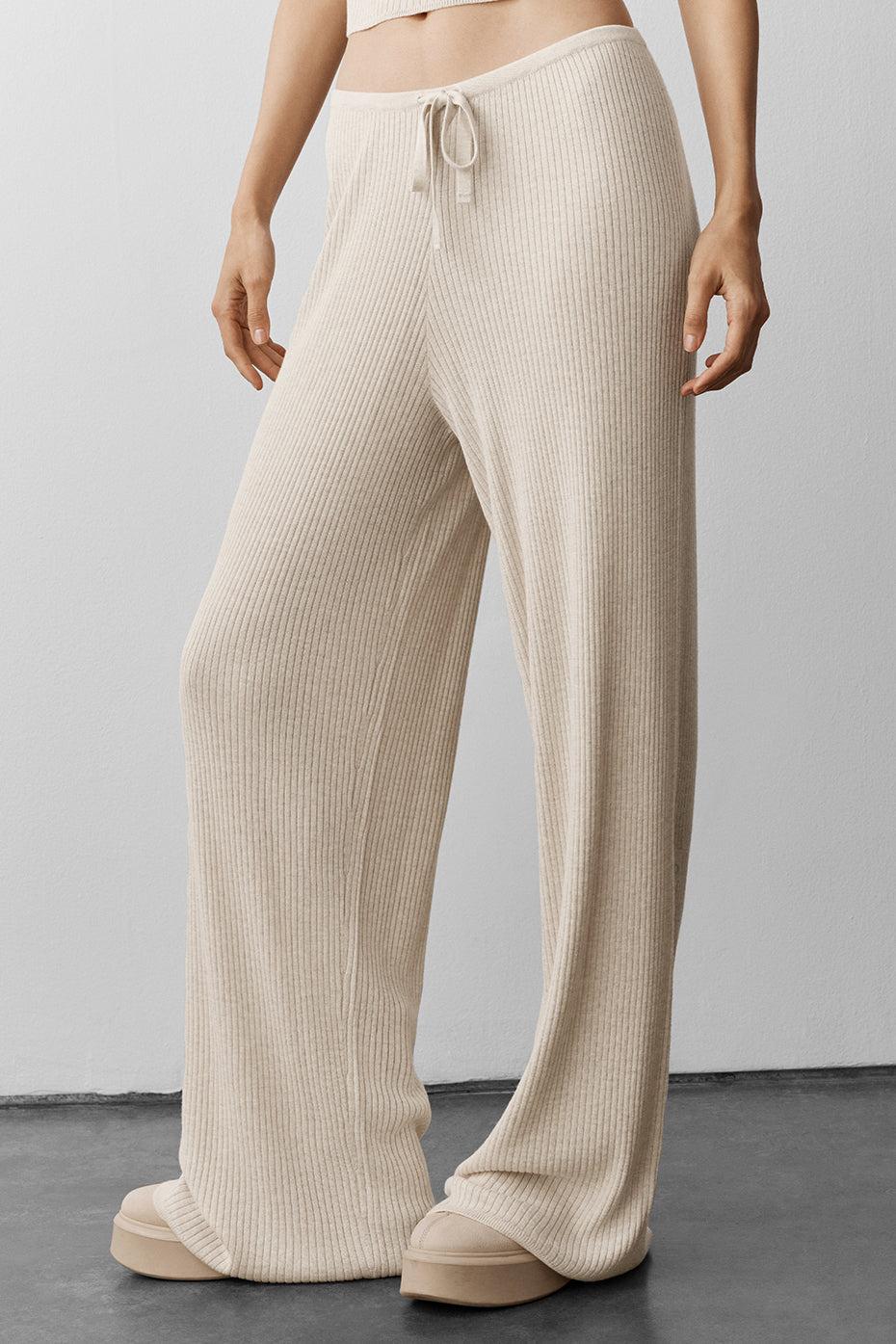 Sweater Knit Mid-Rise Unwind Wide Leg Pant - Oatmeal Heather — photo 2