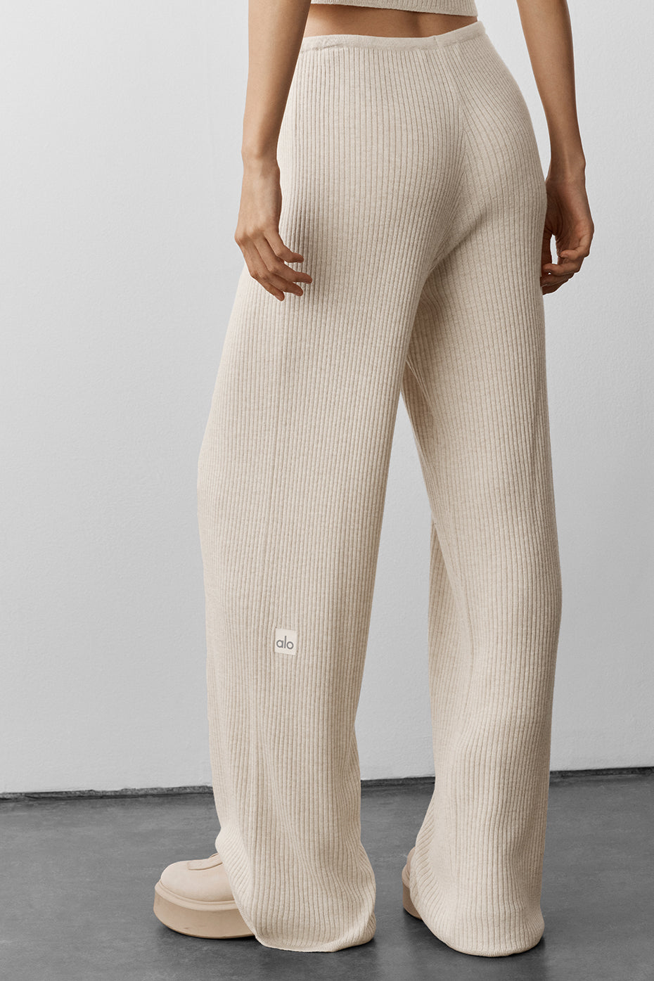 Sweater Knit Mid-Rise Unwind Wide Leg Pant - Oatmeal Heather — photo 4