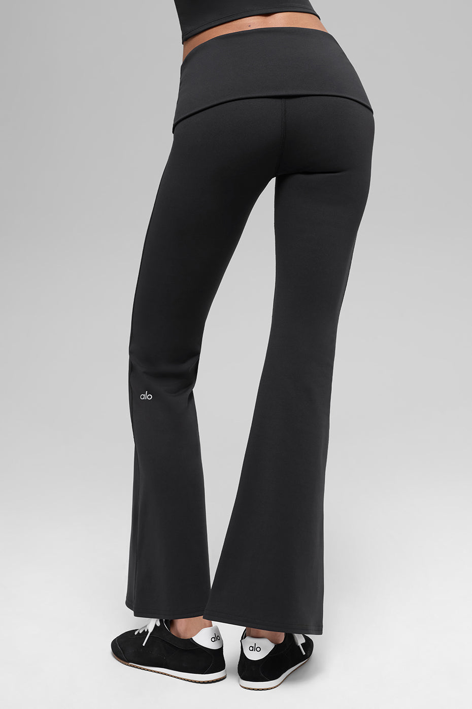 ALO Softsculpt 7/8 Foldover Flare Legging - Black — photo 4