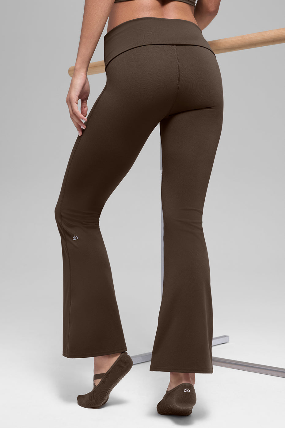 ALO Softsculpt 7/8 Foldover Flare Legging - Espresso — photo 3