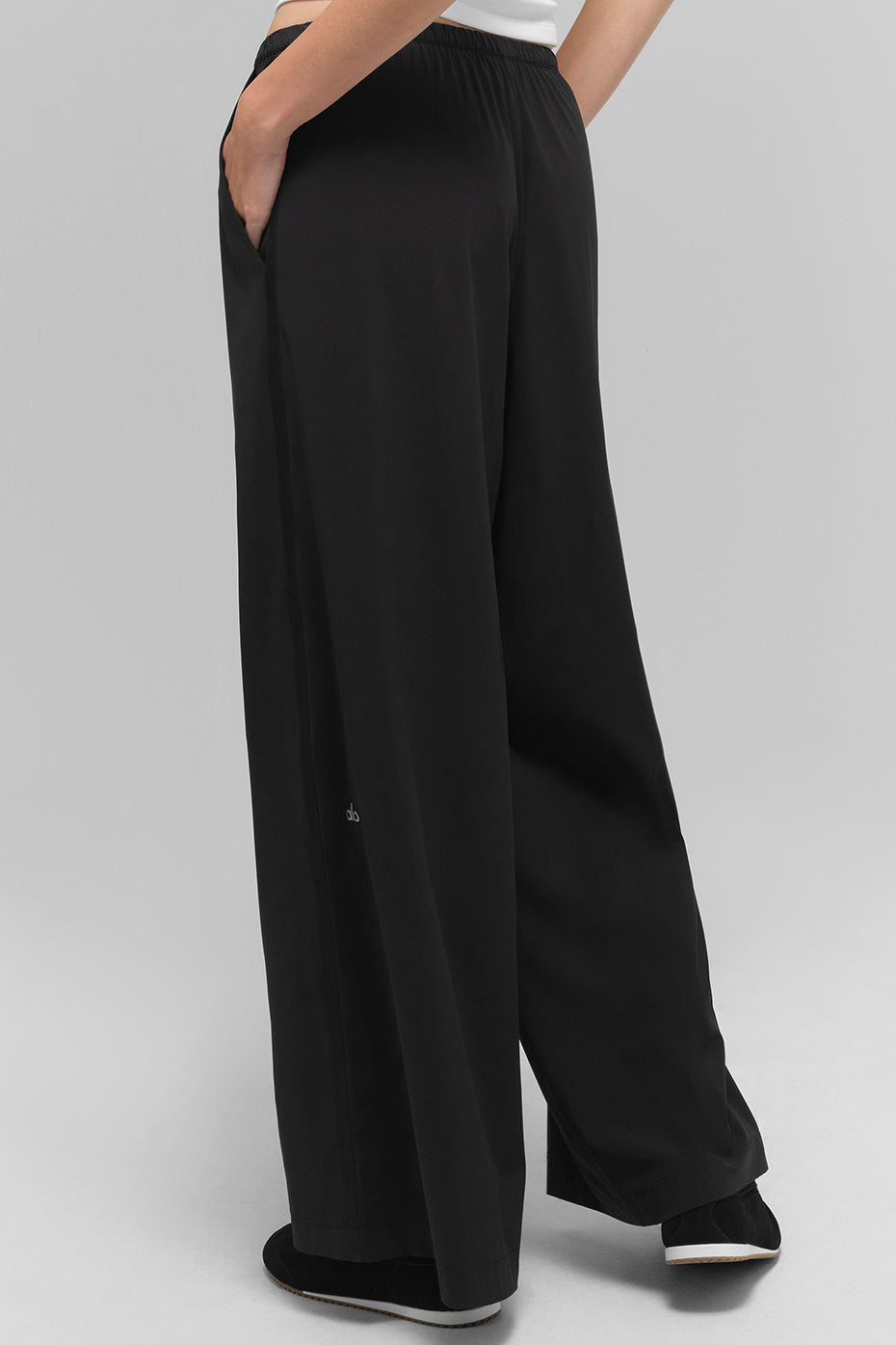 Breezy Wide Leg Pant (Regular) - Black — photo 3
