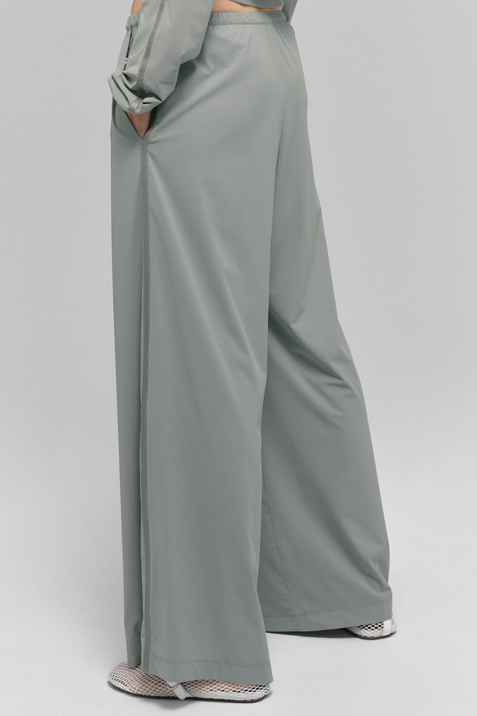 Breezy Wide Leg Pant (Regular) - Lunar Grey — photo 4