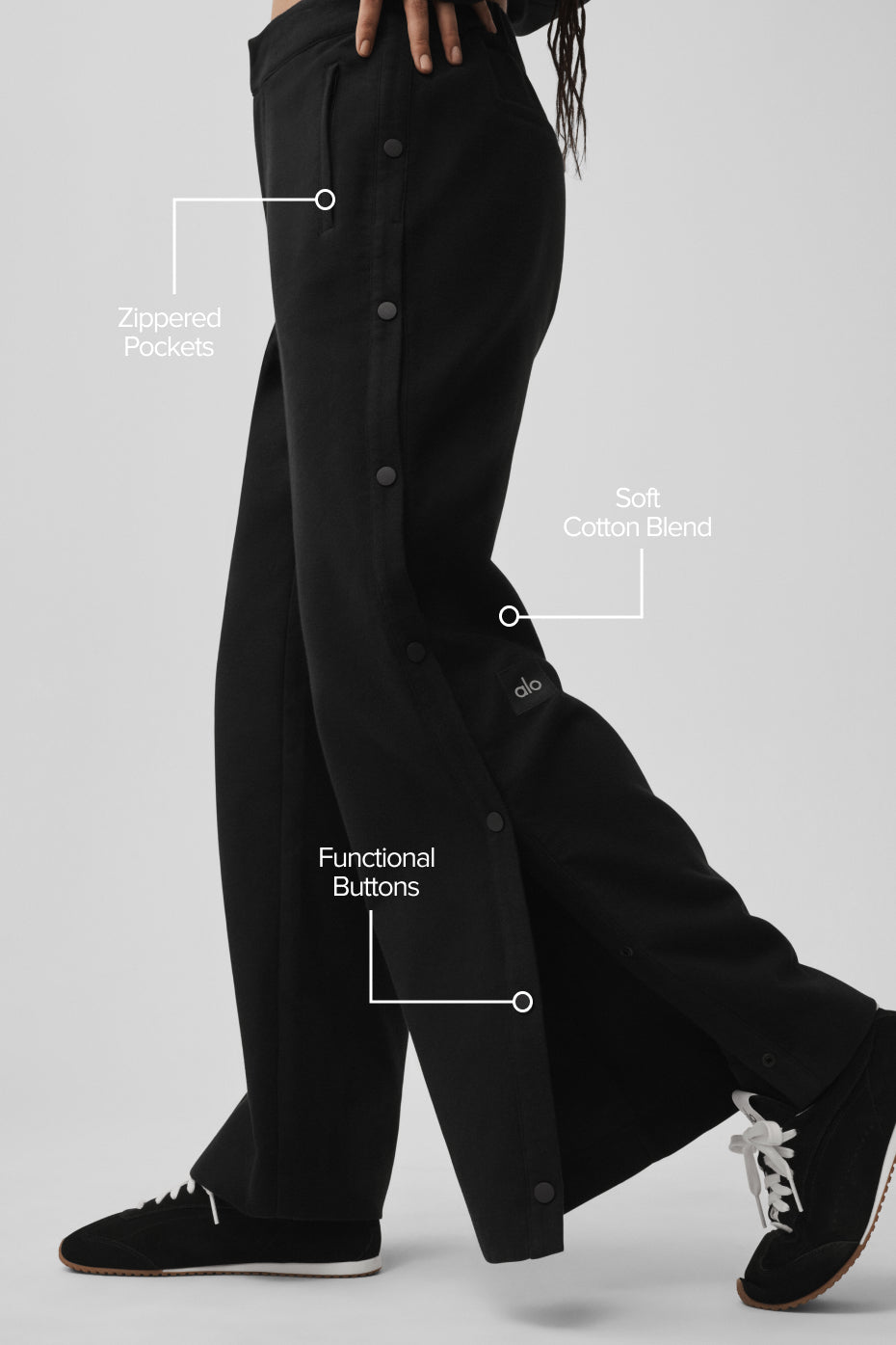 Mid-Rise Cosmopolitan Snap Pant - Black — photo 2