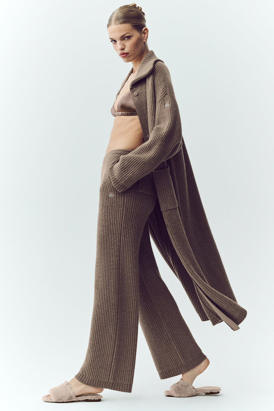 Cashmere High-Waist Northstar Straight Leg Pant - Alpine Cocoa Heather — photo 5