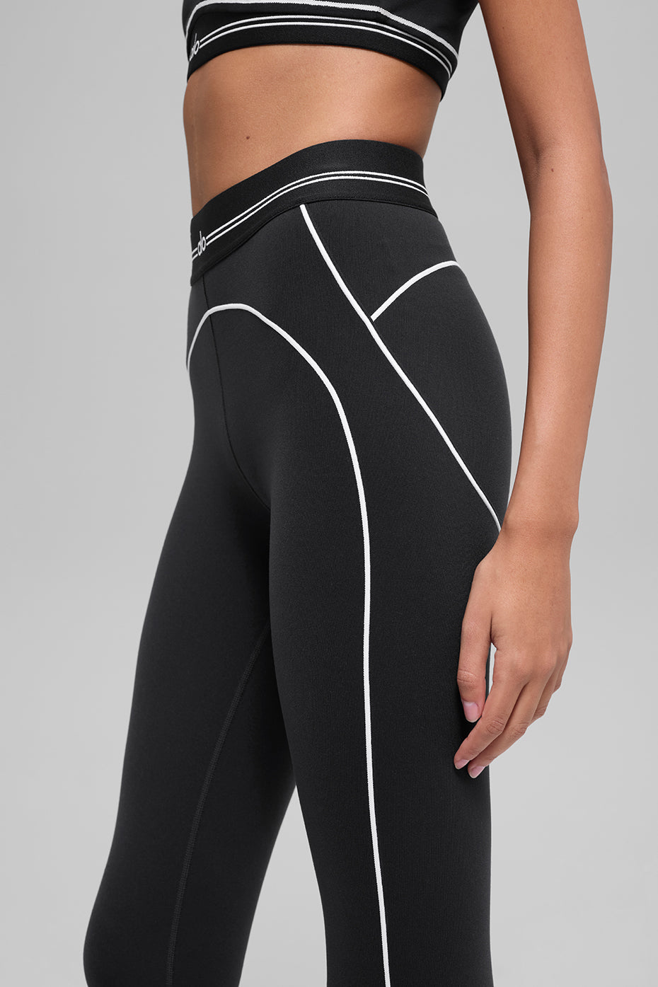Airbrush High-Waist 7/8 Heart Throb Legging - Black/White — photo 5