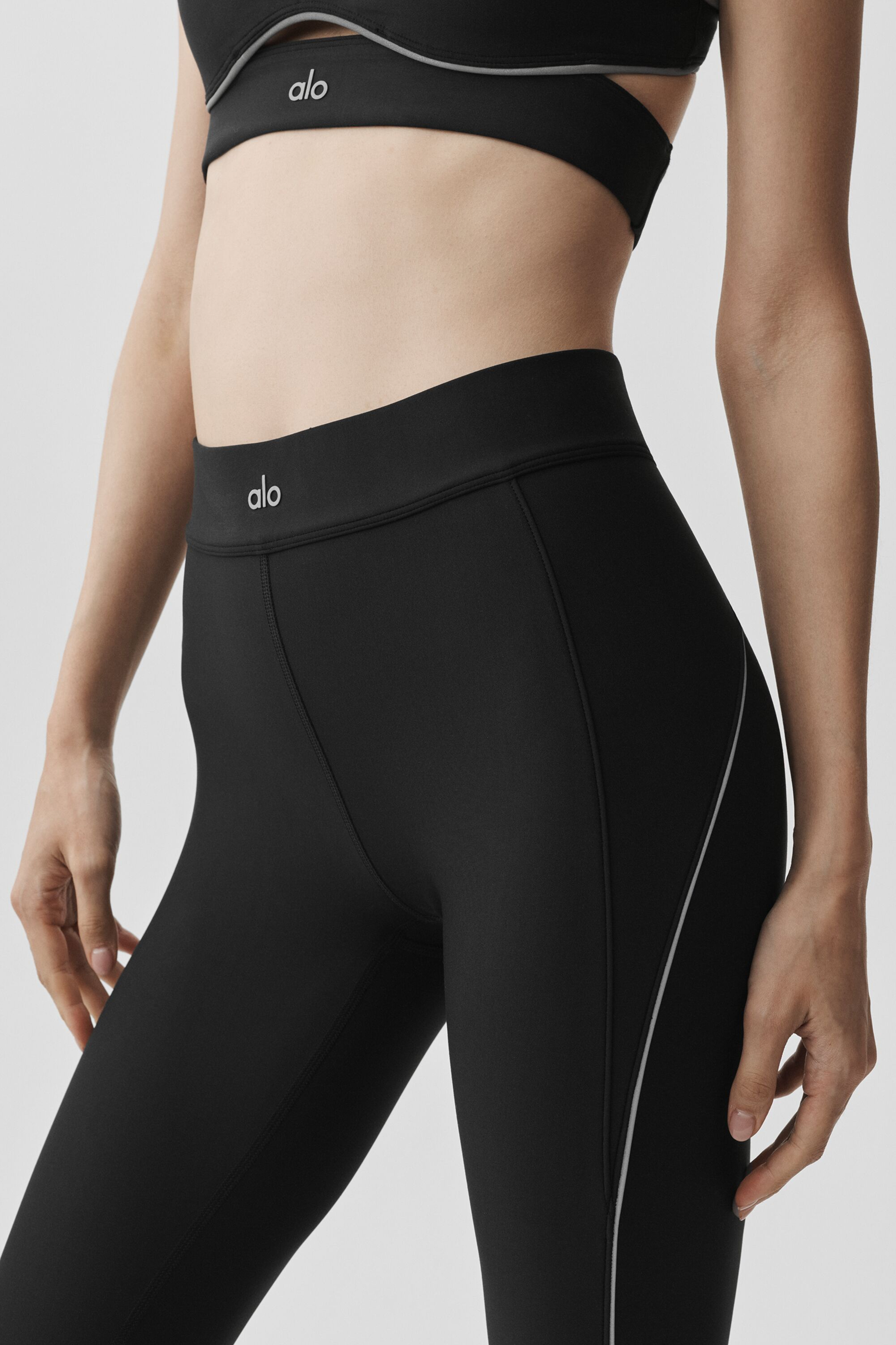 Airlift High-Waist 7/8 Speedwork Legging - Black — photo 4