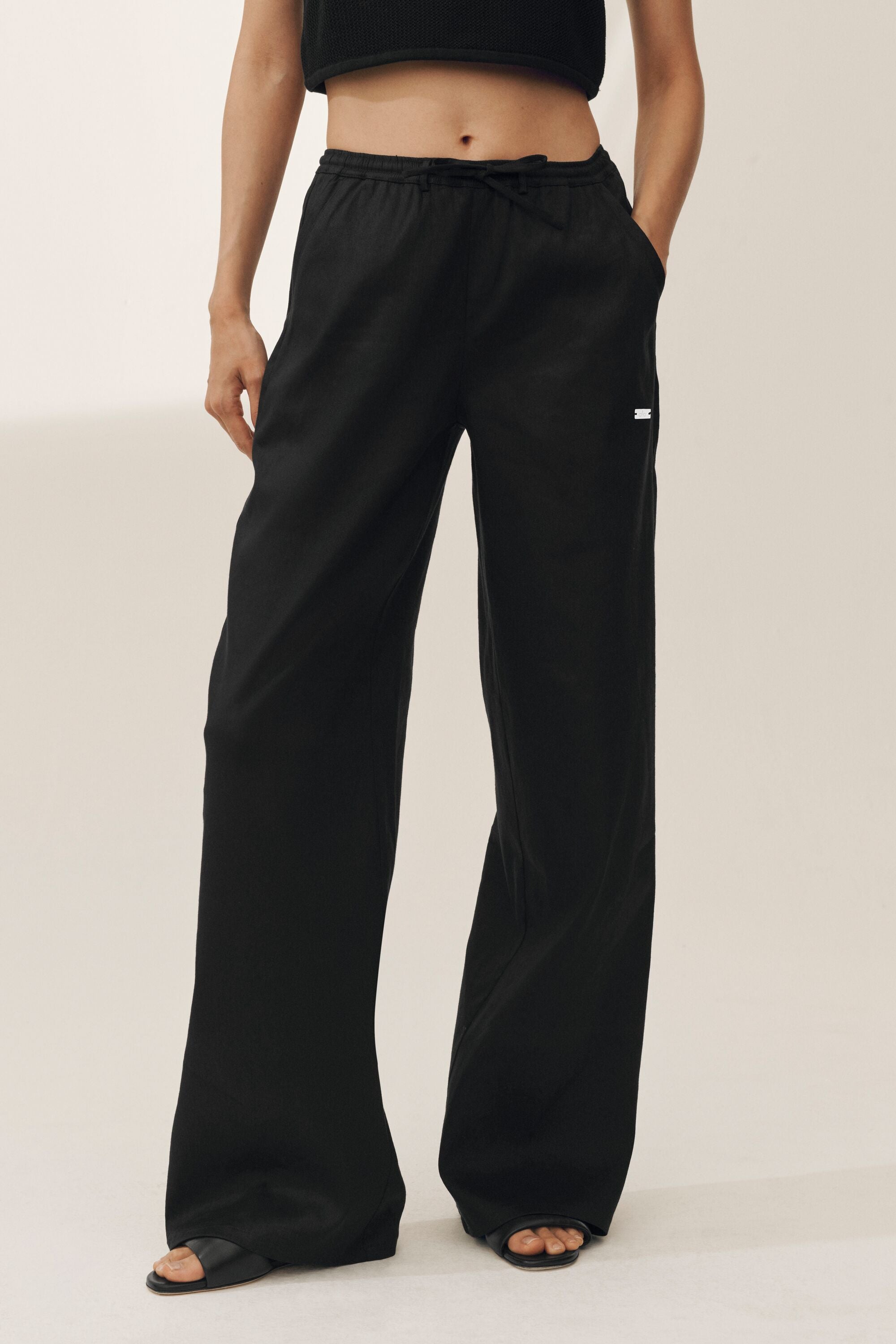 Linen Blend Riviera Wide Leg Pant - Black — photo 2