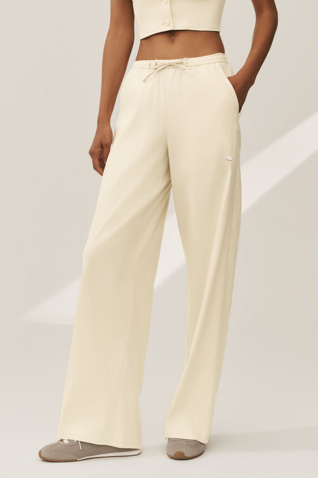 Linen Blend Riviera Wide Leg Pant - Sandy Beige — photo 3