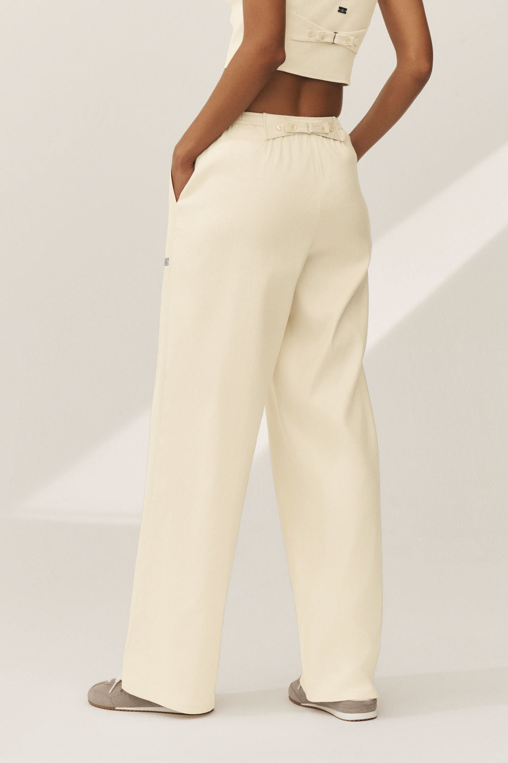 Linen Blend Riviera Wide Leg Pant - Sandy Beige — photo 2