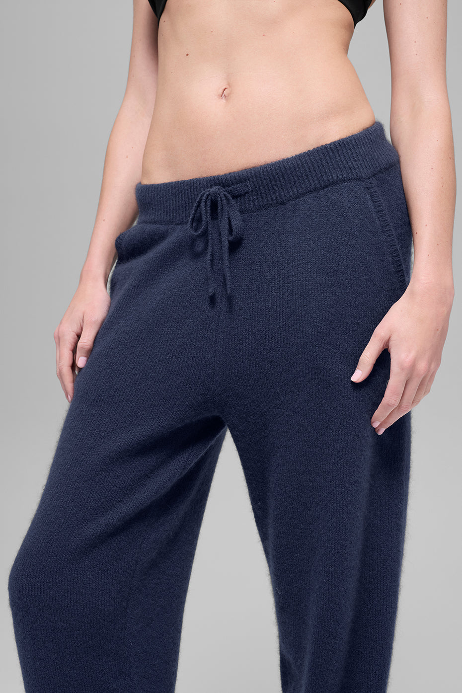 Wool Cashmere High-Waist New Class Jogger - Navy — photo 3