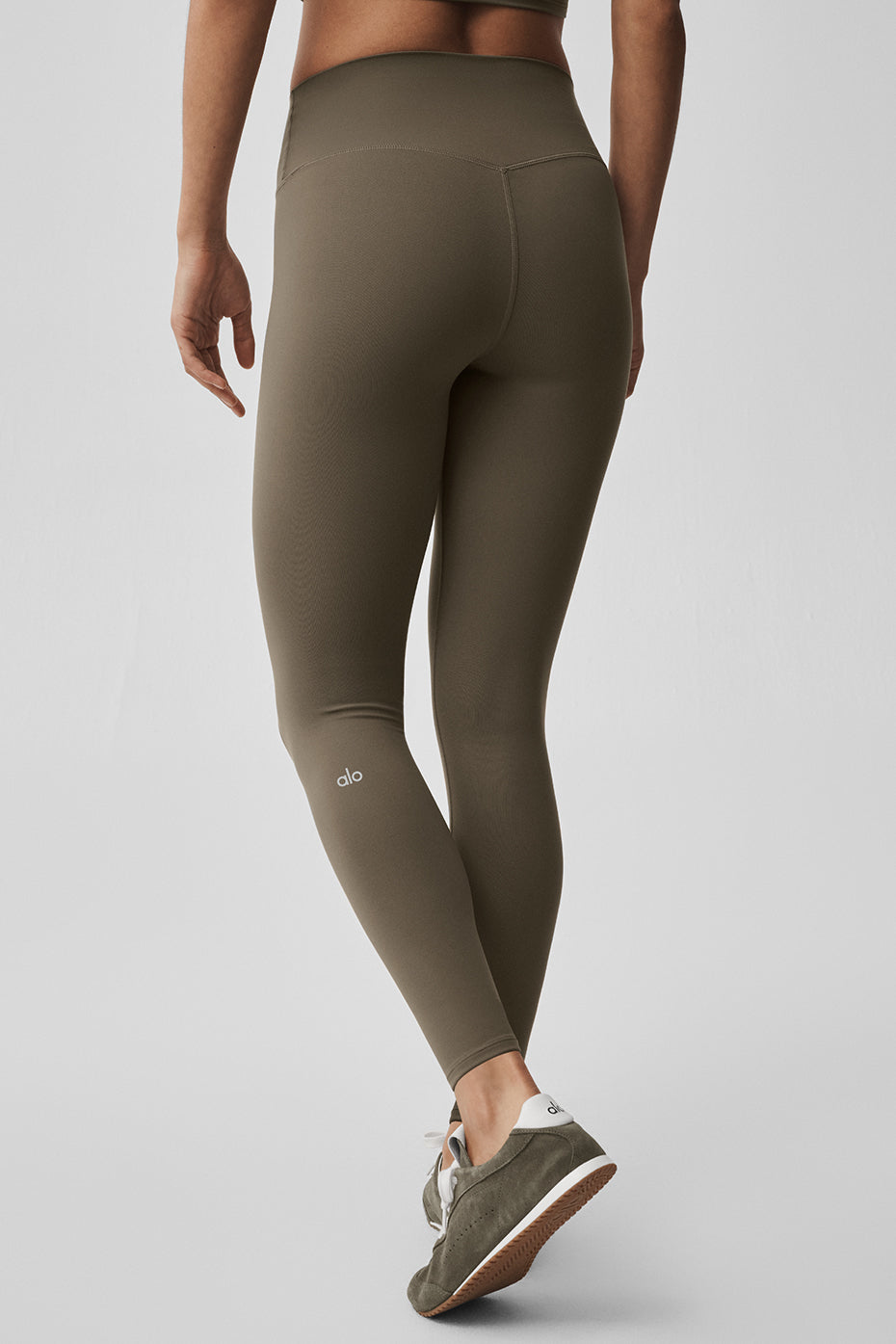 ALO Softsculpt High-Waist 7/8 Legging - Olive Tree — photo 4