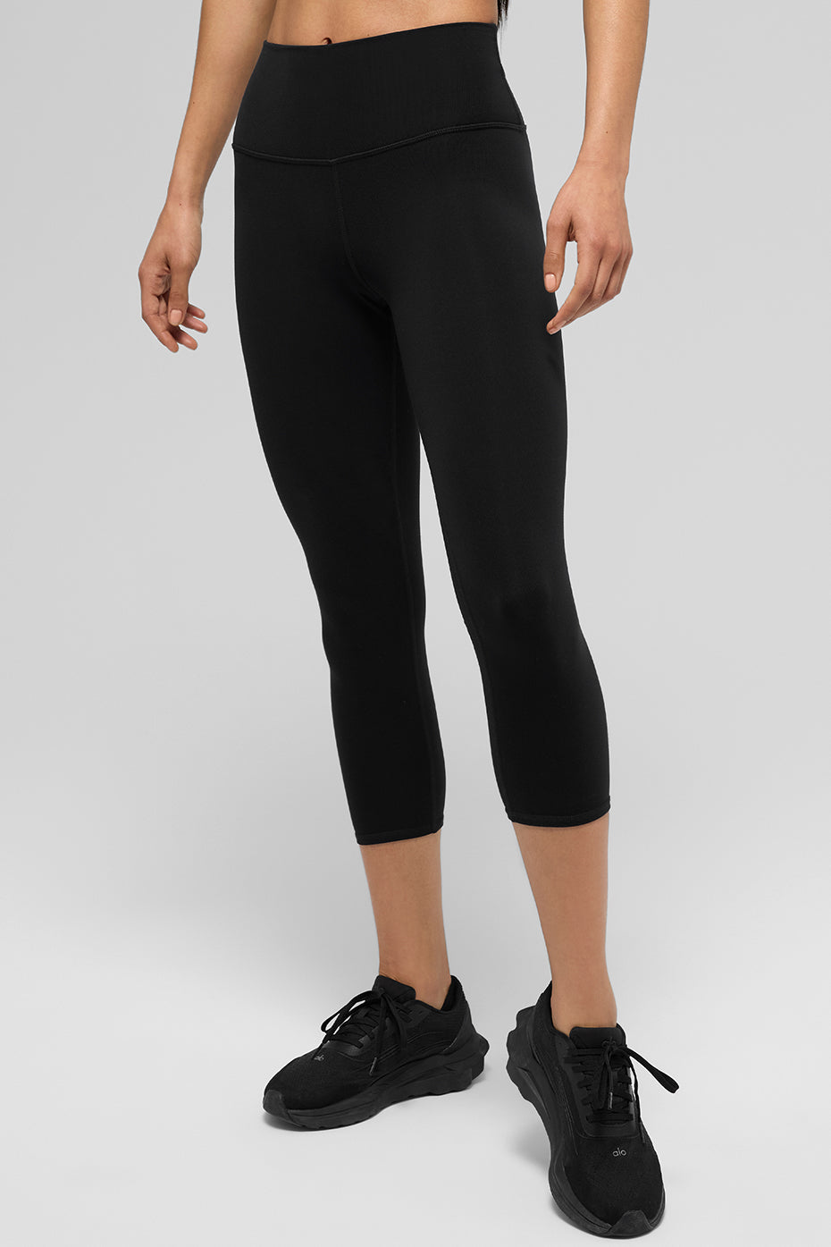 High-Waist Airbrush Capri - Black — photo 3