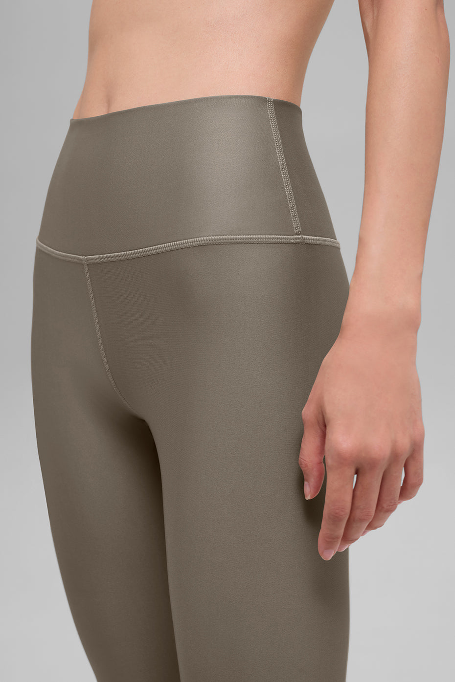 High-Waist Airlift Legging - Light Cocoa — photo 3