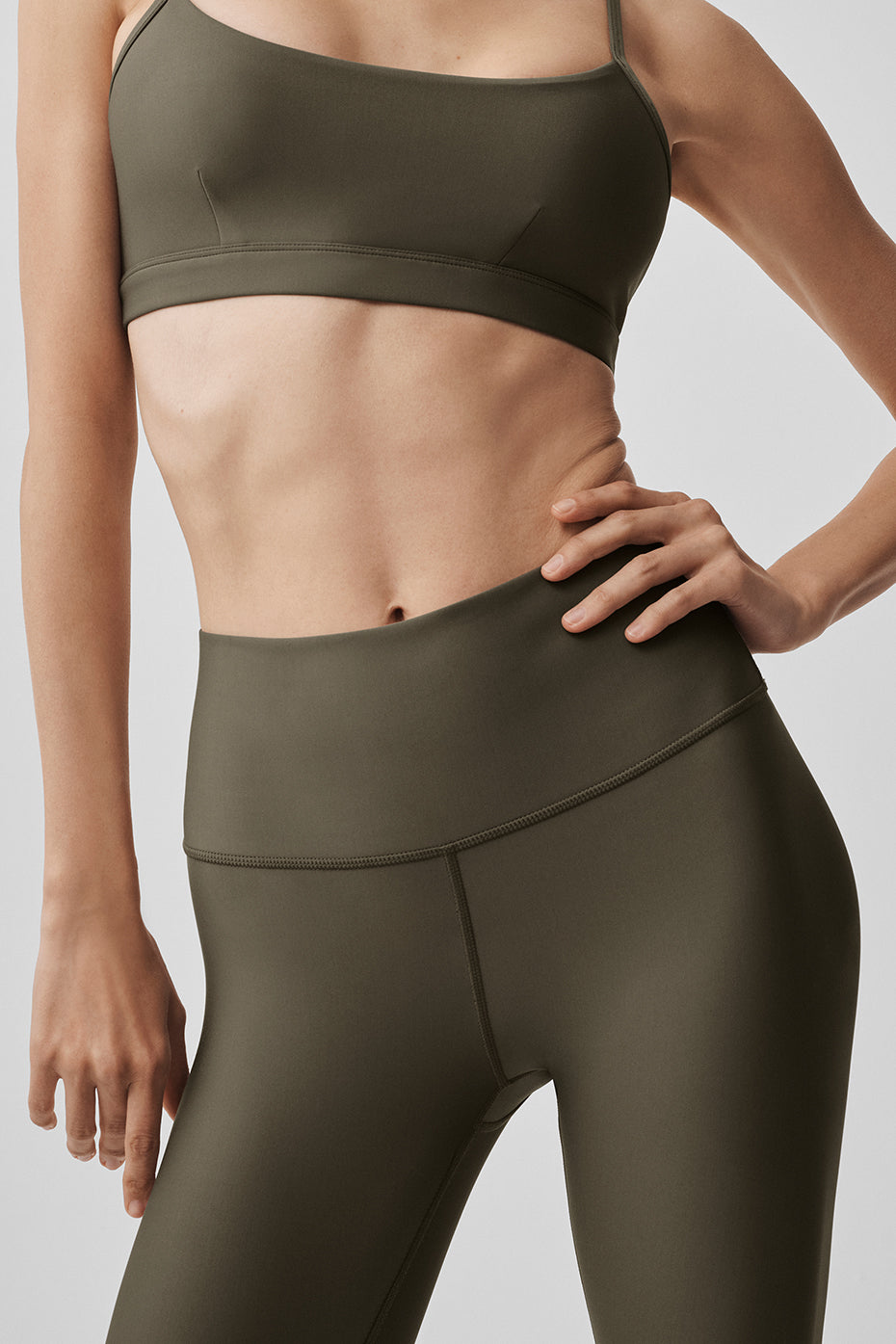 7/8 High-Waist Airlift Legging - Olive Tree — photo 4