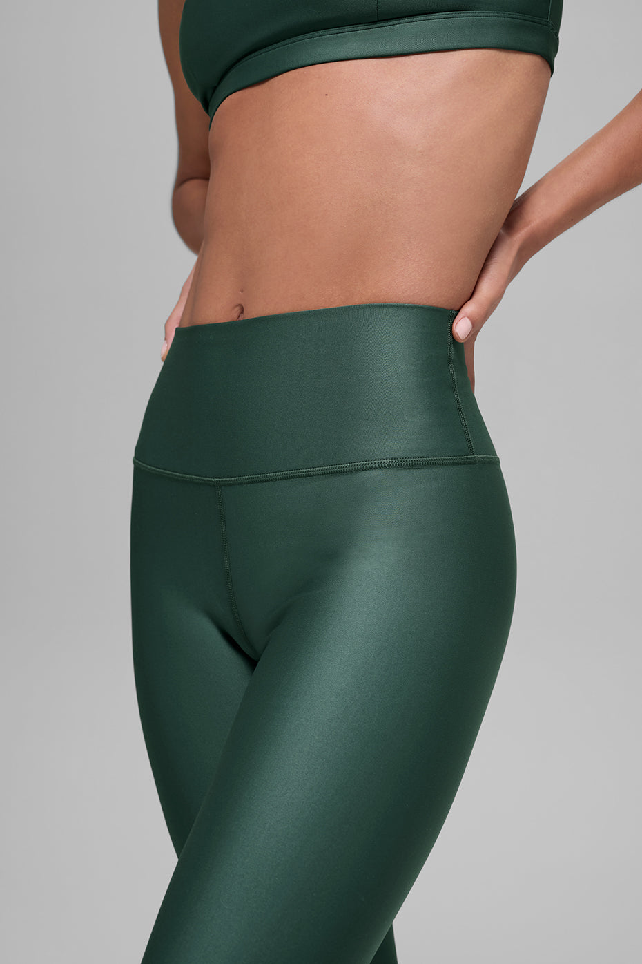 7/8 High-Waist Airlift Legging - Clover Green — photo 4