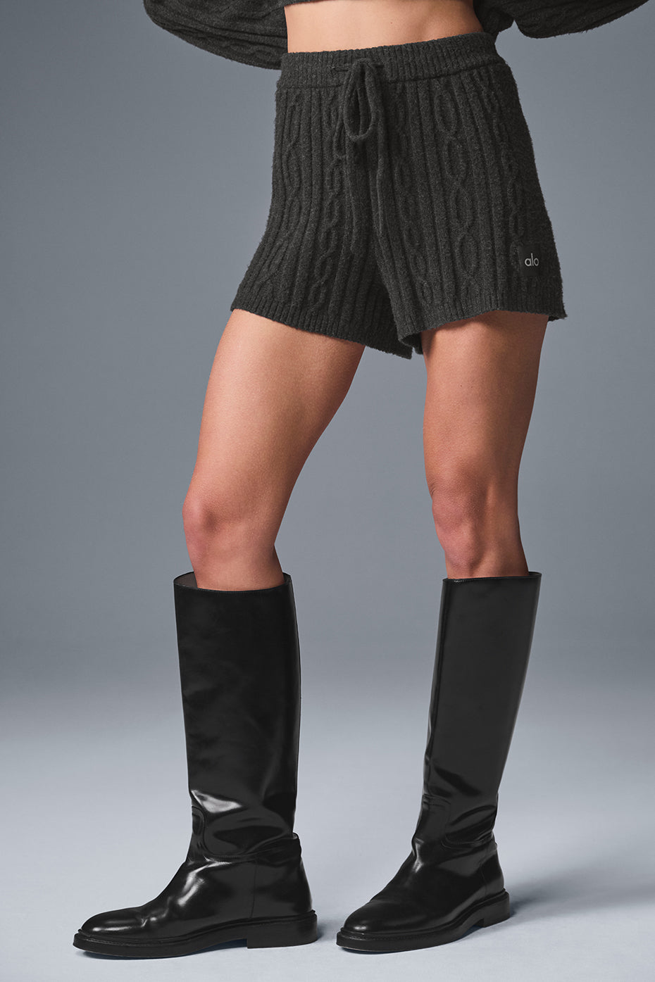 Cable Knit Winter Bliss Short - Dark Heather Grey — photo 1