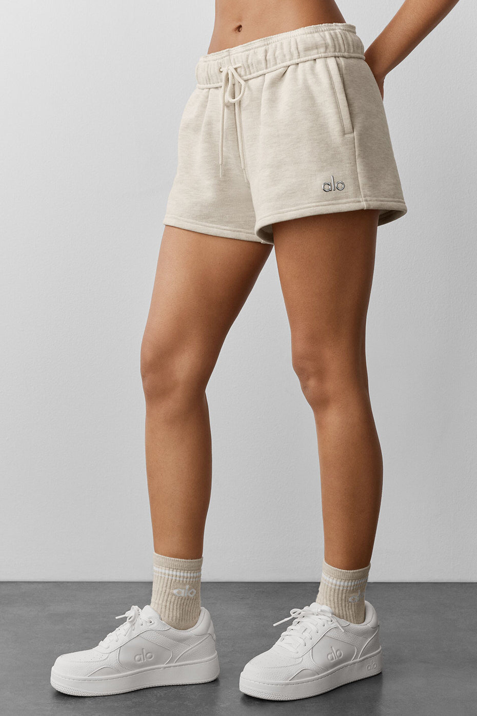 Accolade Short - Oatmeal Heather — photo 2