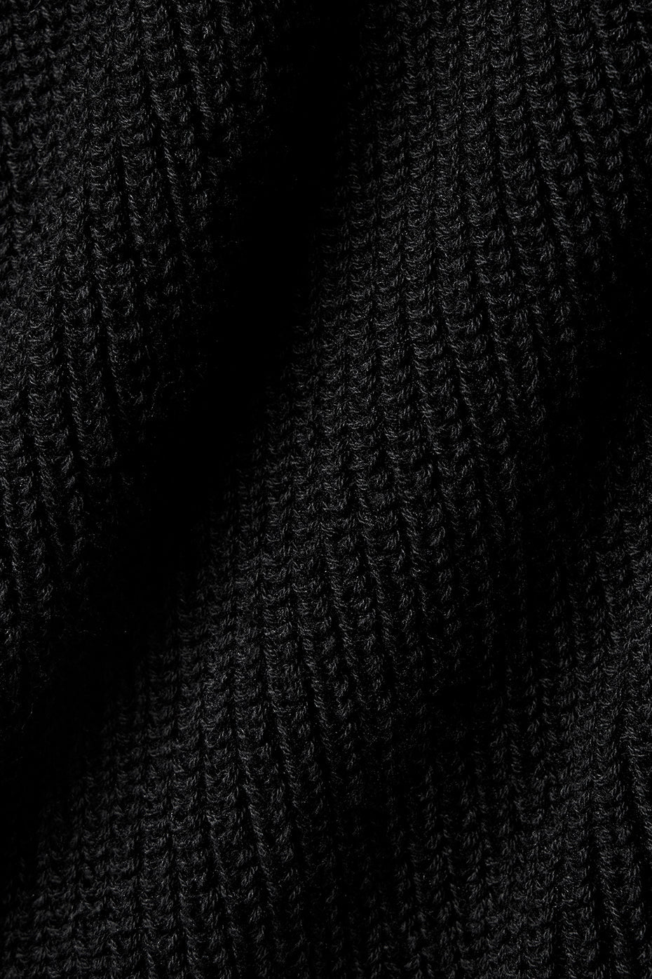 Supernatural Sweater Short - Black — photo 5