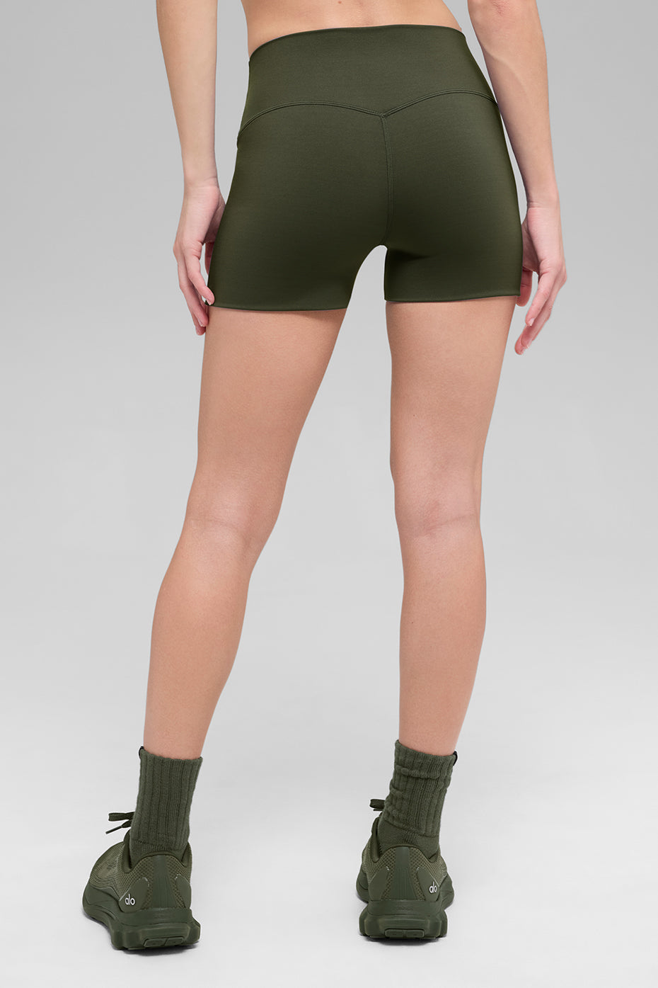 3" ALO Softsculpt High-Waist Precision Short - Green Olive — photo 2