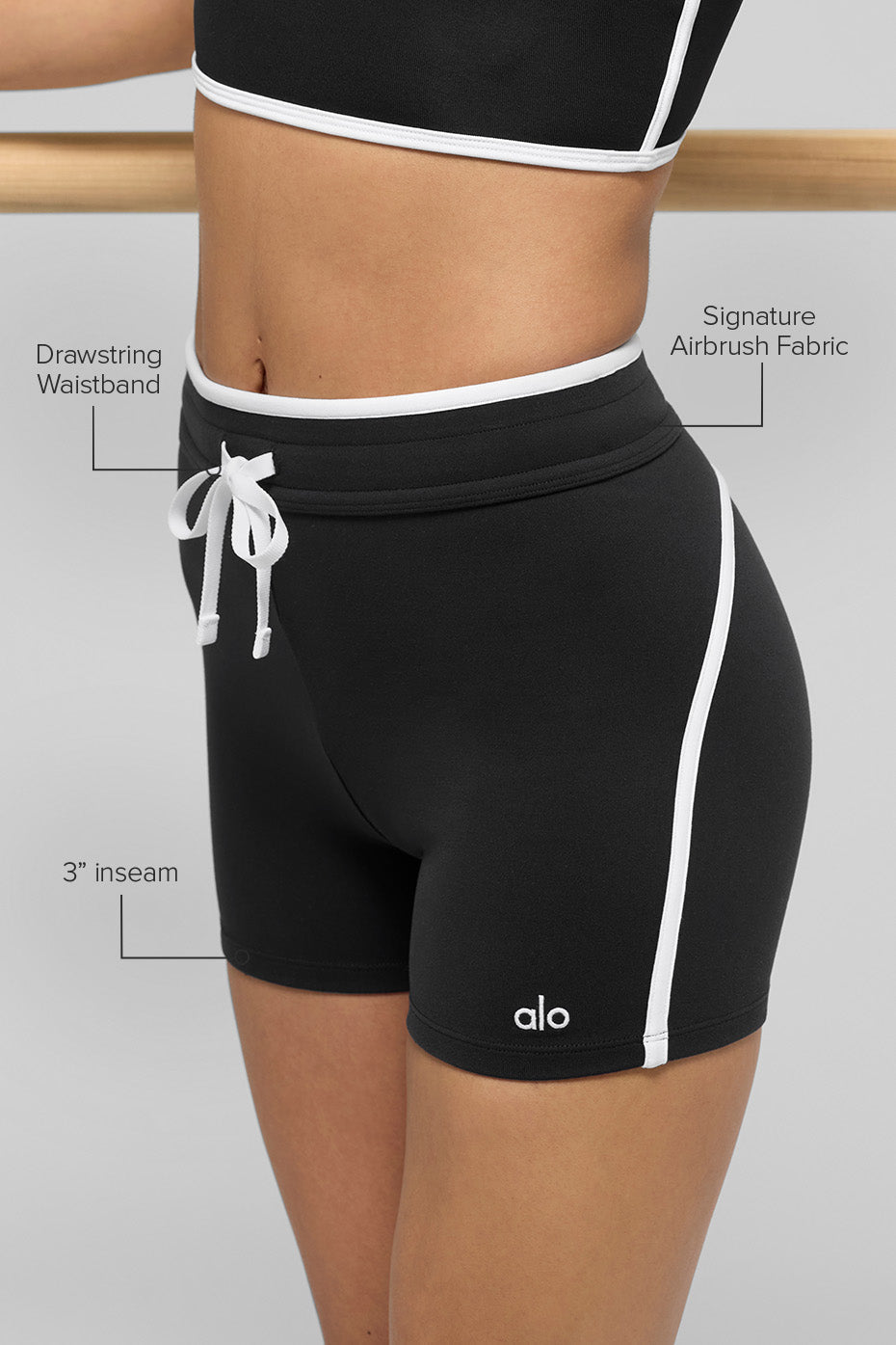 4" Airbrush High-Waist Race Pace Short - Black/White — photo 2