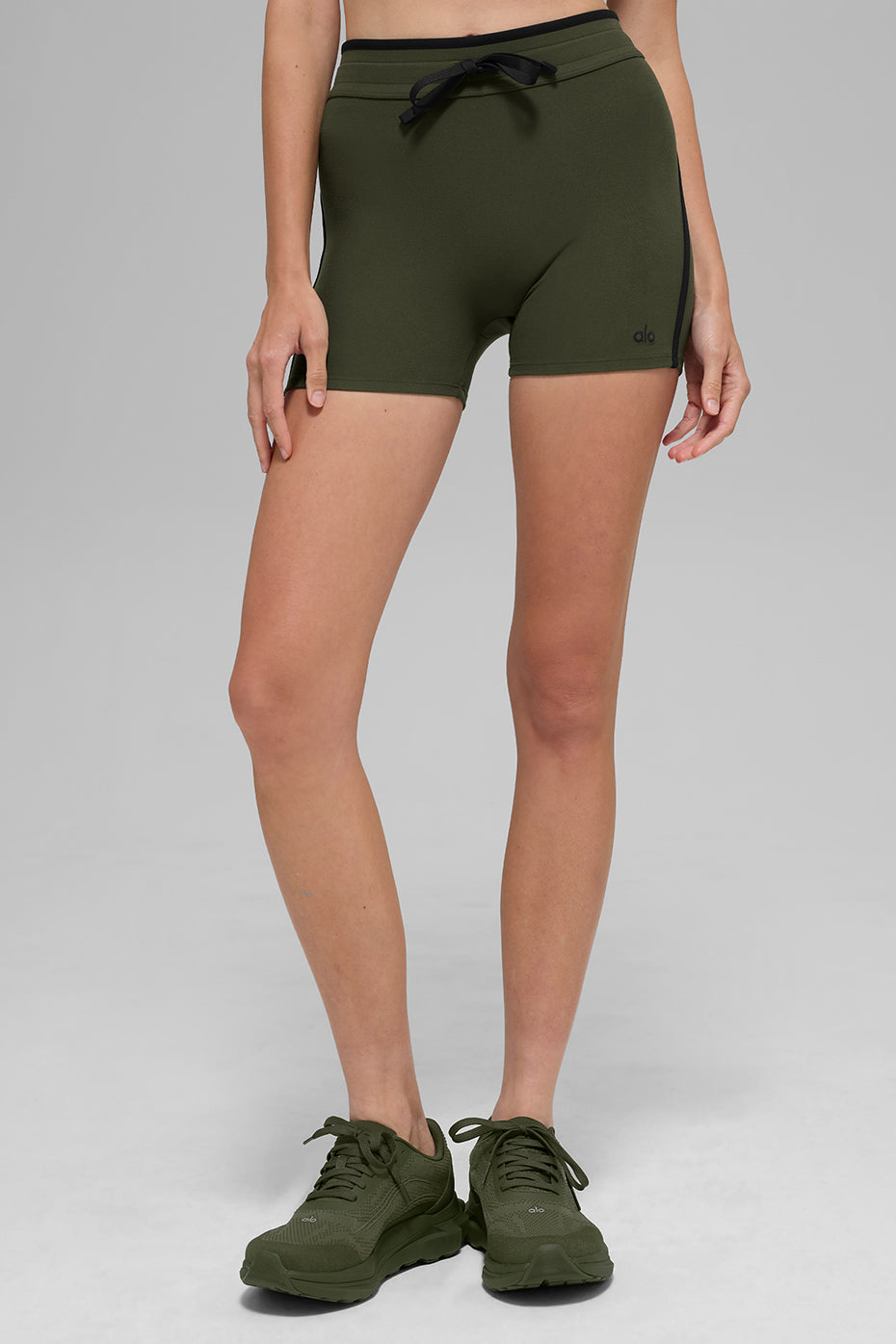 4" Airbrush High-Waist Race Pace Short - Green Olive/Black — photo 4